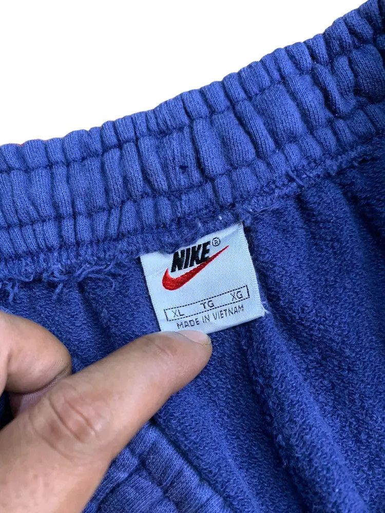Nike Vintage Nike spell out baggy sweat pants Size US 30 / EU 46 - 10 Thumbnail