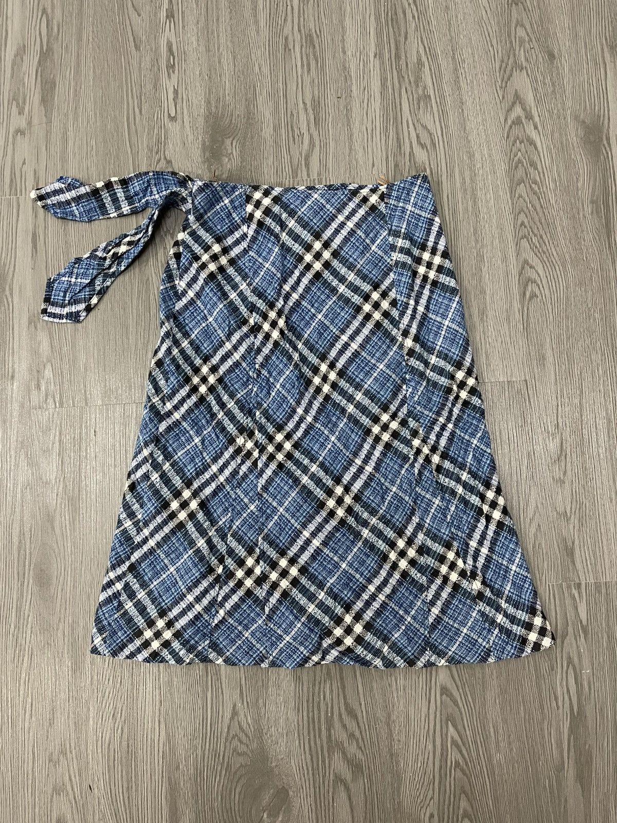 Burberry Burberry Blue Check Skirt Size 26" / US 2 / IT 38 - 2 Thumbnail