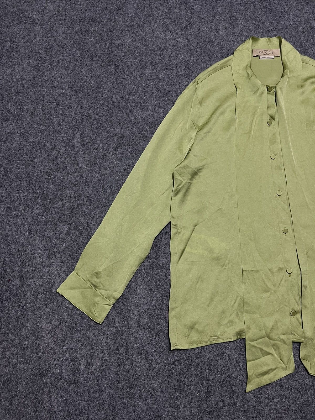 Gucci ❌❌SOLDOUT❌❌Gucci Employee Uniform Blouse Size XS / US 0-2 / IT 36-38 - 2 Thumbnail