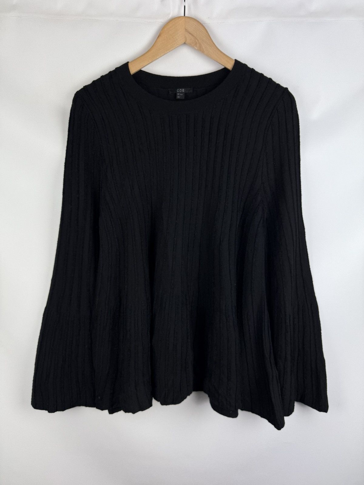 Cos Cos Bell Sleeve Ribbed Lagenlook Wool Sweater Pullover Size S / US 4 / IT 40 - 1 Thumbnail