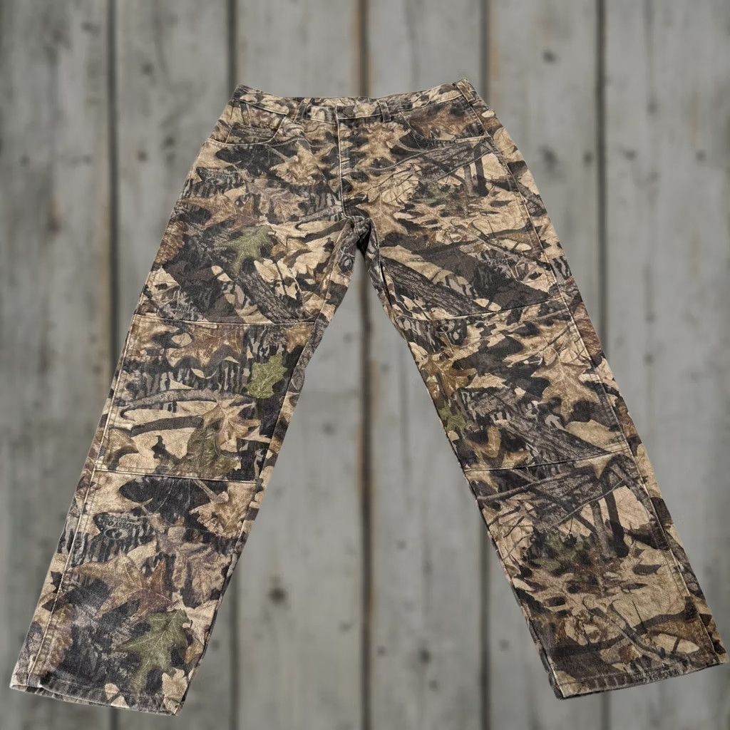 Wrangler VINTAGE Wrangler Jeans Men 36x30 Mossy Oak Forest Floor Camo Denim Pants Double Knee 90s Size US 36 / EU 52 - 1 Thumbnail