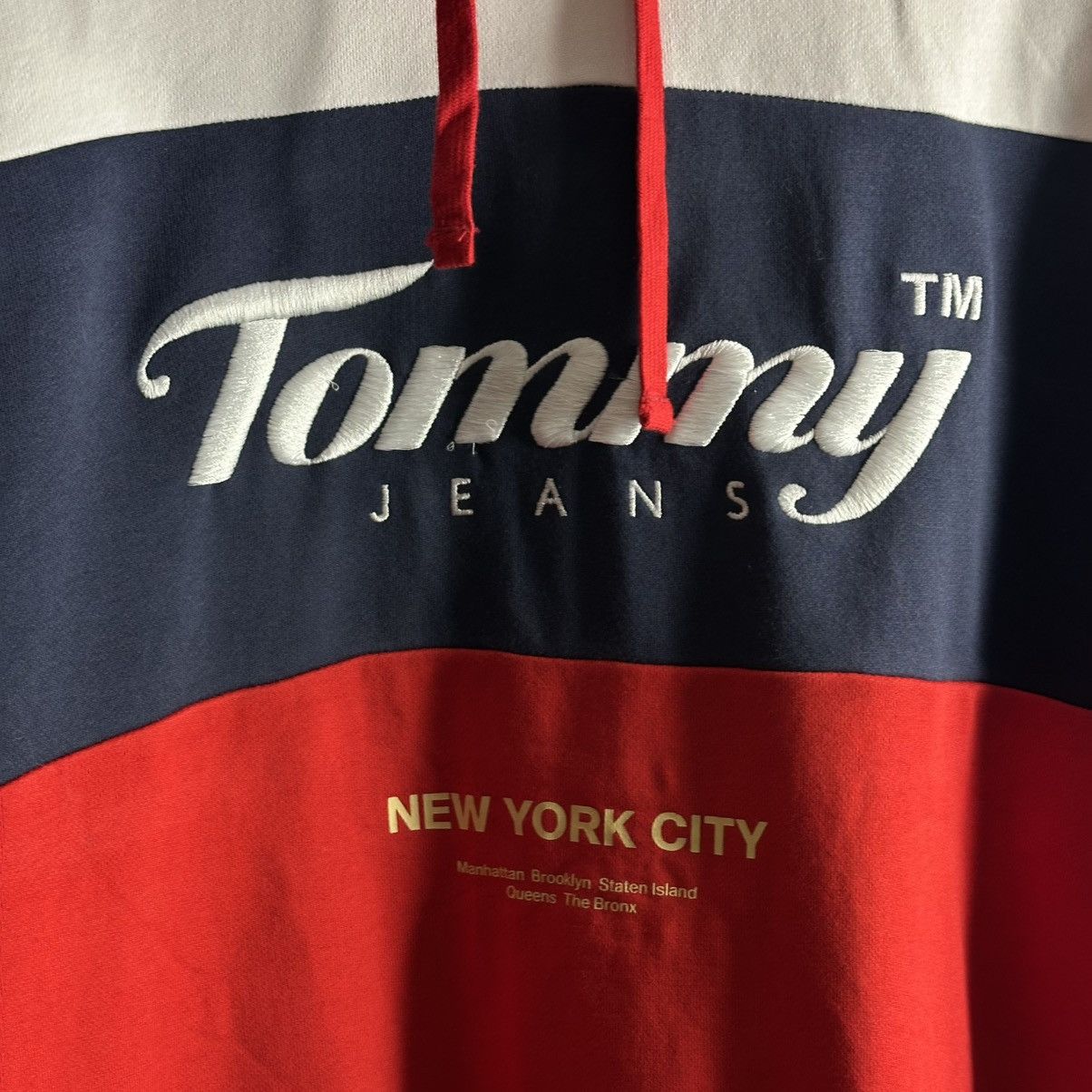 Tommy Hilfiger Tommy Hilfiger Men's TJM Archive Relaxed Fit Red Multi Size US L / EU 52-54 / 3 - 3 Thumbnail