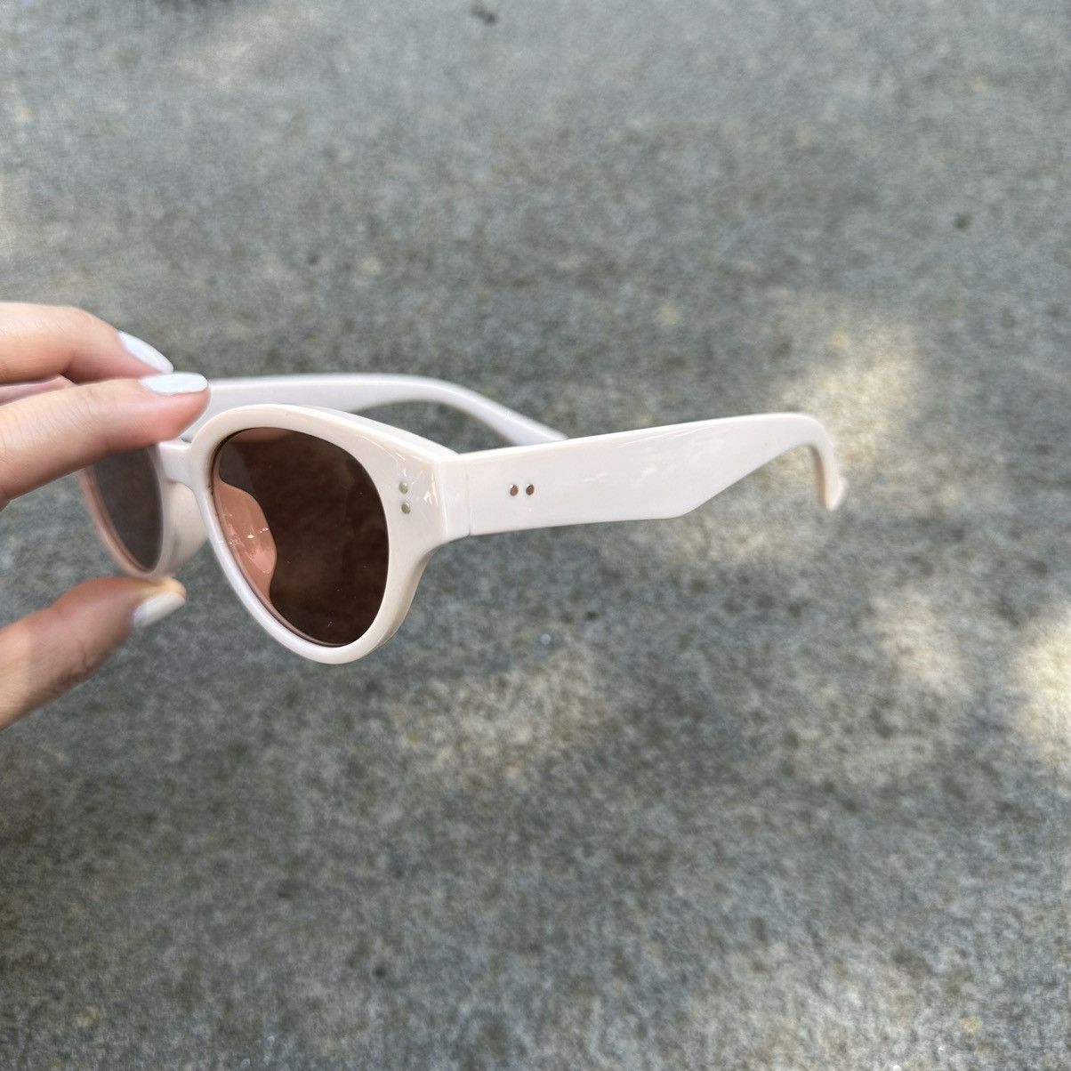 Other Y2K Unisex Sunglasses Retro Fashion Shades KD95245-01 Size ONE SIZE - 2 Thumbnail