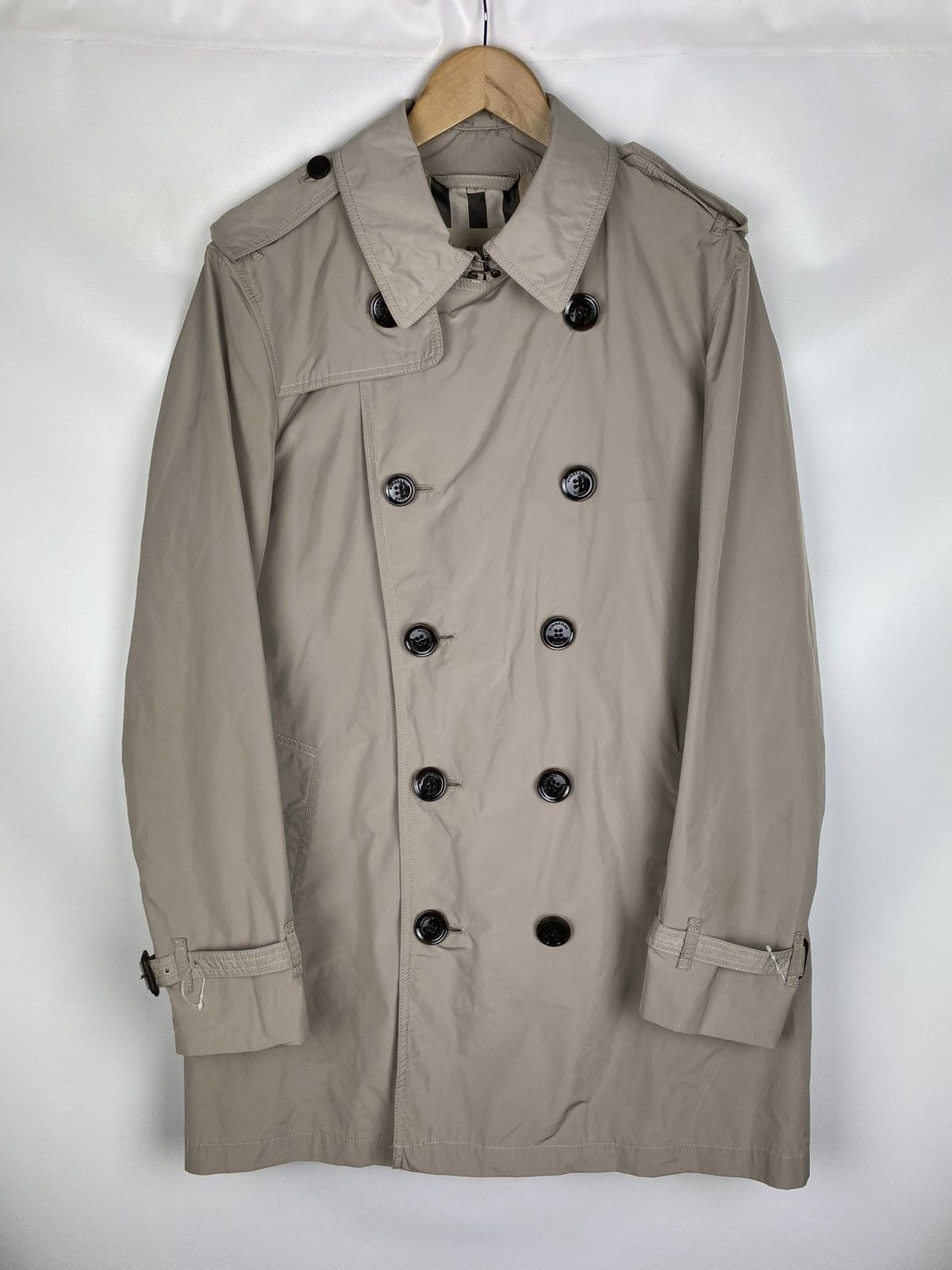Burberry Burberry Brit nova check double breasted nylon trench coat Size US M / EU 48-50 / 2 - 1 Thumbnail