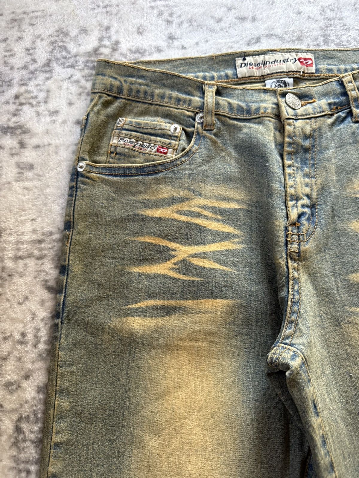 Diesel 2000s Diesel Mud Wash Flared Jeans Rare Size US 27 - 9 Thumbnail