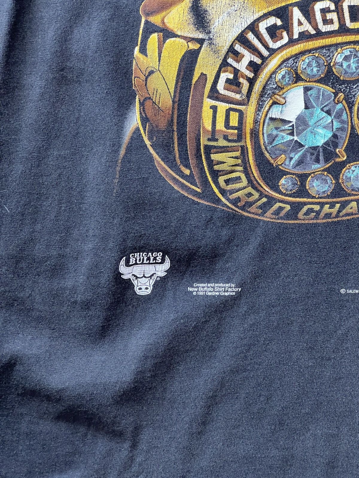 NBA Vintage 1992 Chicago Back 2 Back Champion Ring Tee Large Size US L / EU 52-54 / 3 - 6 Thumbnail