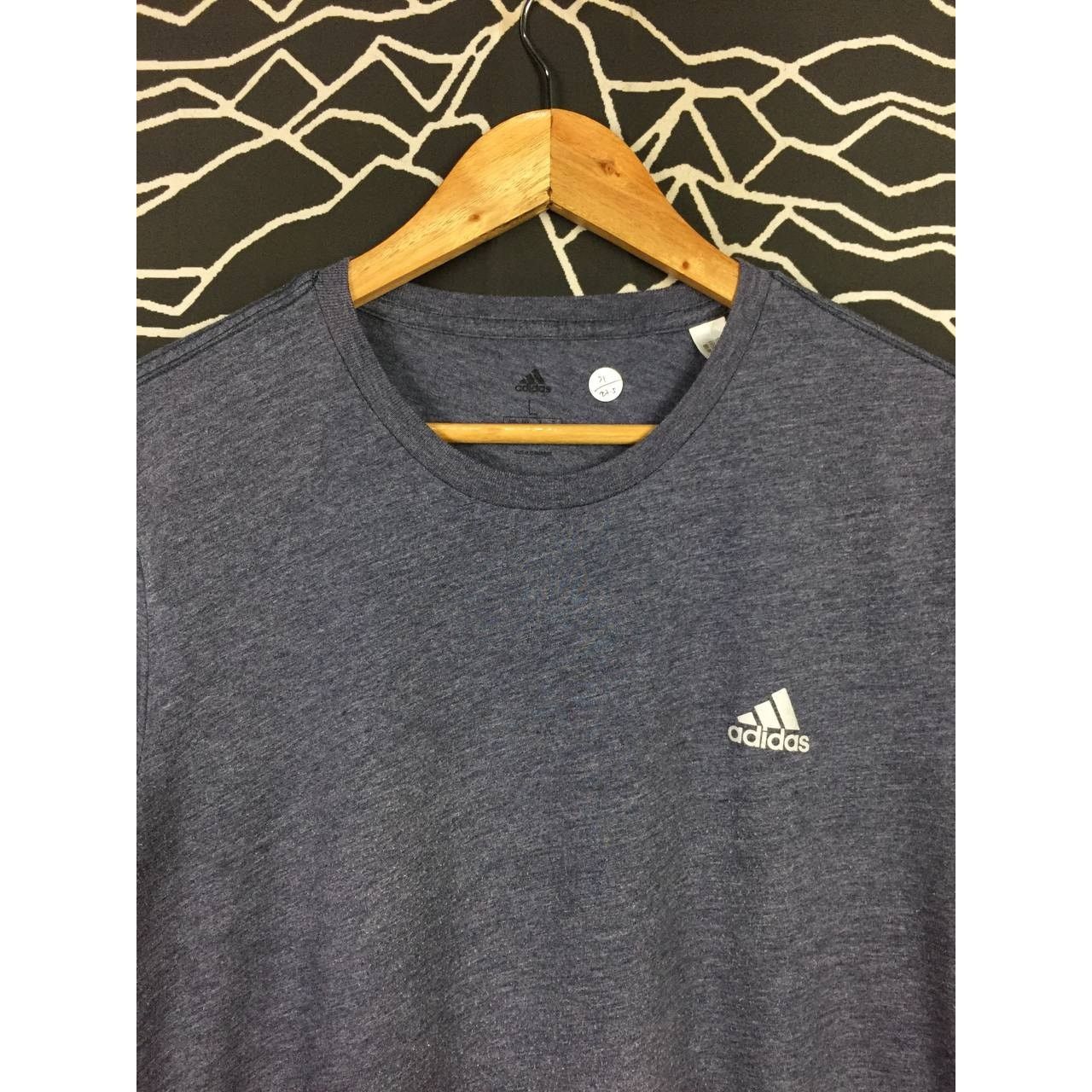 Adidas Adidas Small Logo Short Sleeve Sportswear Tee Size US L / EU 52-54 / 3 - 3 Thumbnail