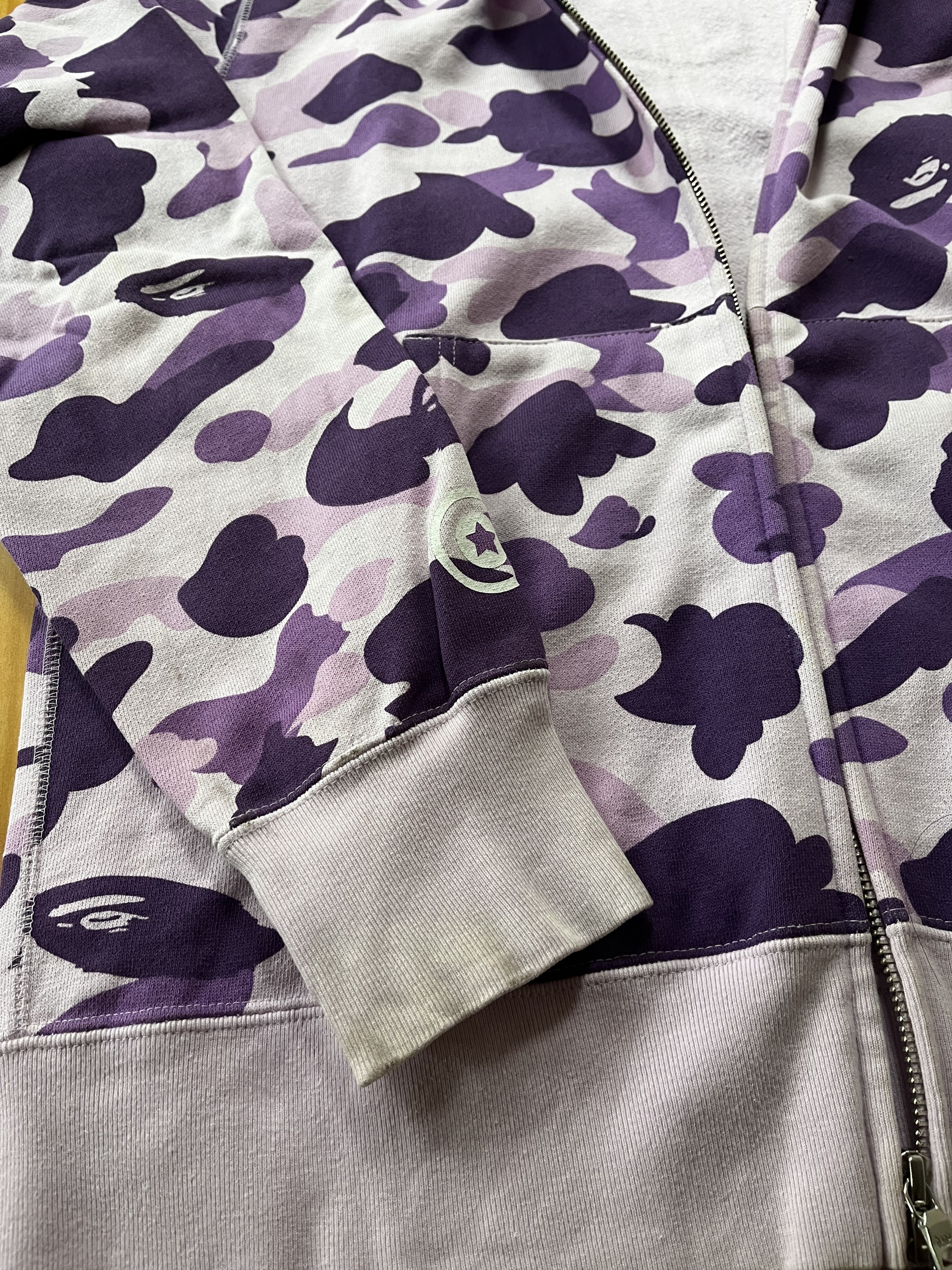 Bape BAPE TAIPEI 10TH ANNIVERSARY SHARK FULL ZIP HOODIE Size US L / EU 52-54 / 3 - 15 Thumbnail