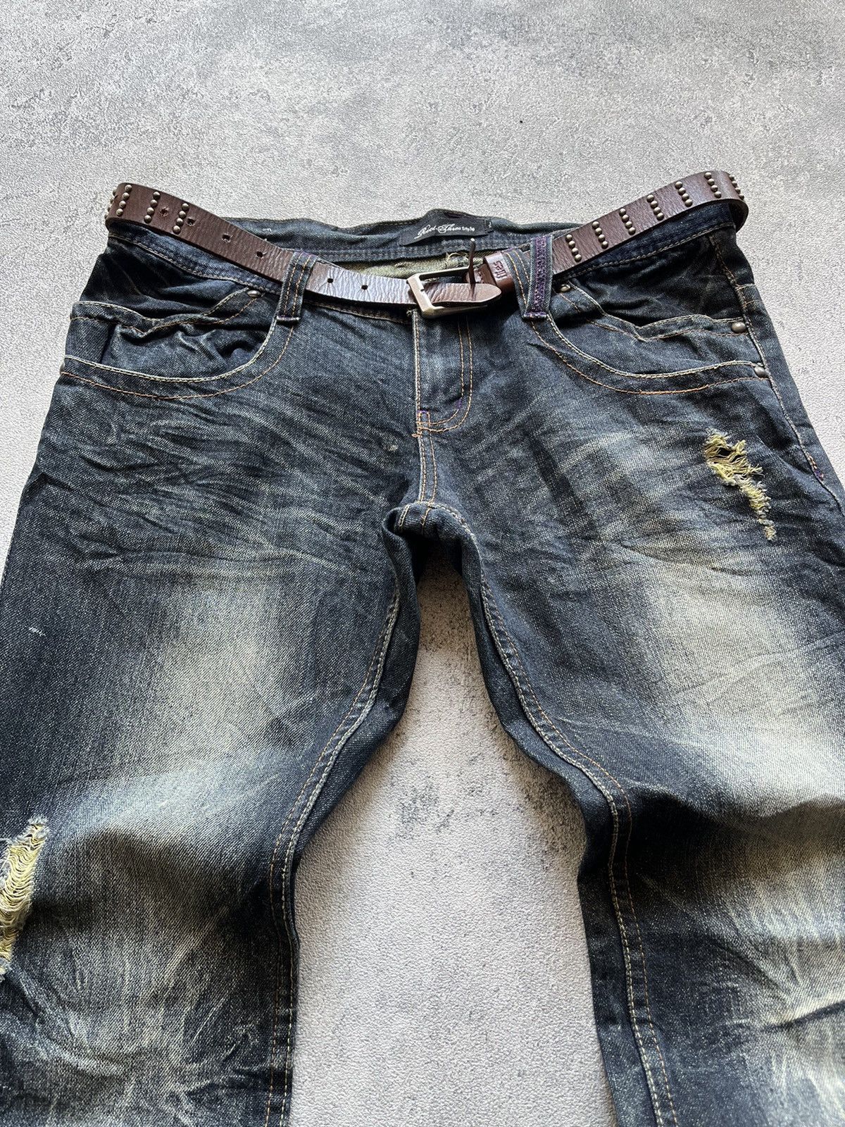 Tornado Mart 2000s ROOT THREE STYLE MUDWASH GLITTER FADED FLARE JEAN Size US 28 / EU 44 - 3 Thumbnail