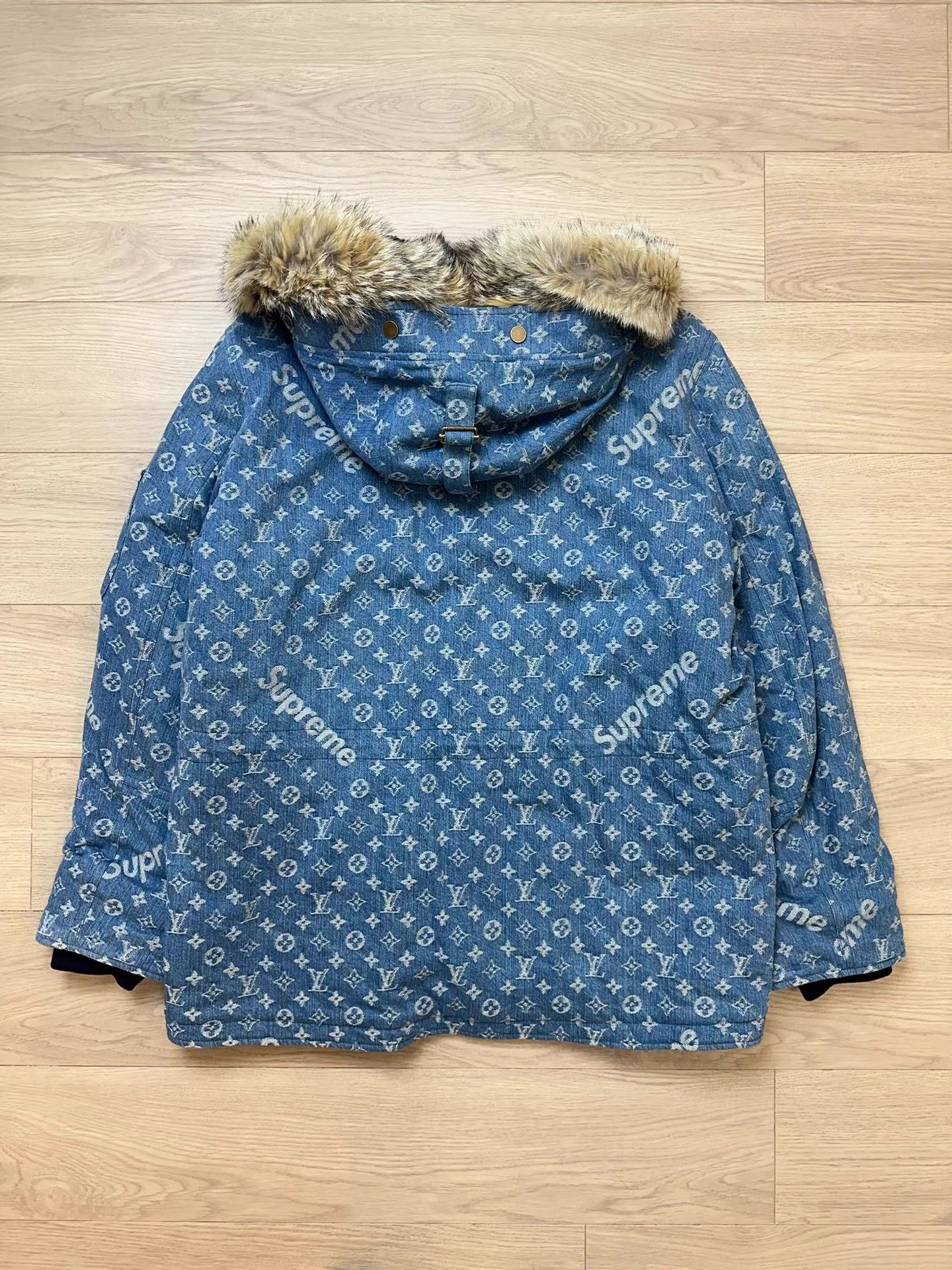 Louis Vuitton Louis Vuitton x Supreme Denim Coat, Q14 Size US XL / EU 56 / 4 - 3 Thumbnail