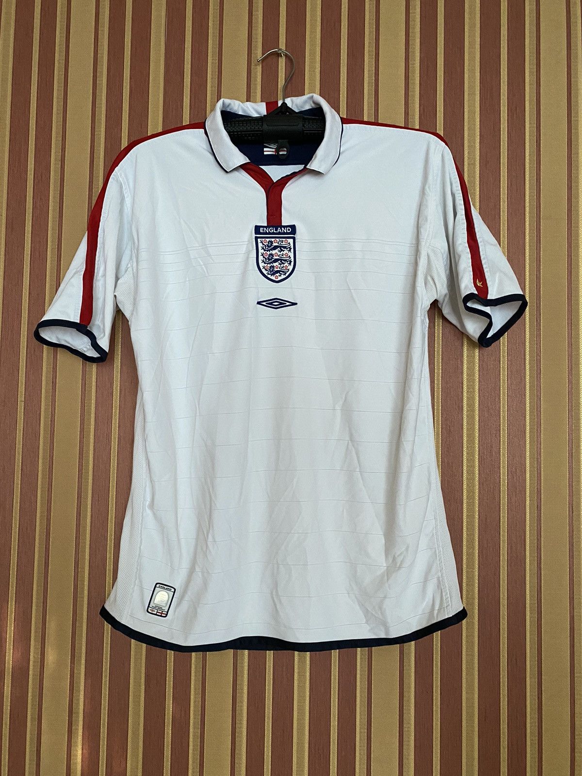 Umbro ENGLAND 2003 2005 HOME SOCCER JERSEY UMBRO REVERSIBLE Size US L / EU 52-54 / 3 - 8 Thumbnail