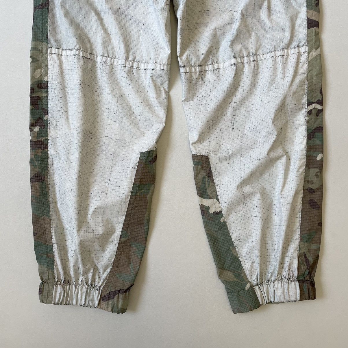 Dries Van Noten White Coated Camo Nylon Utility Trousers Size US 34 / EU 50 - 16 Thumbnail