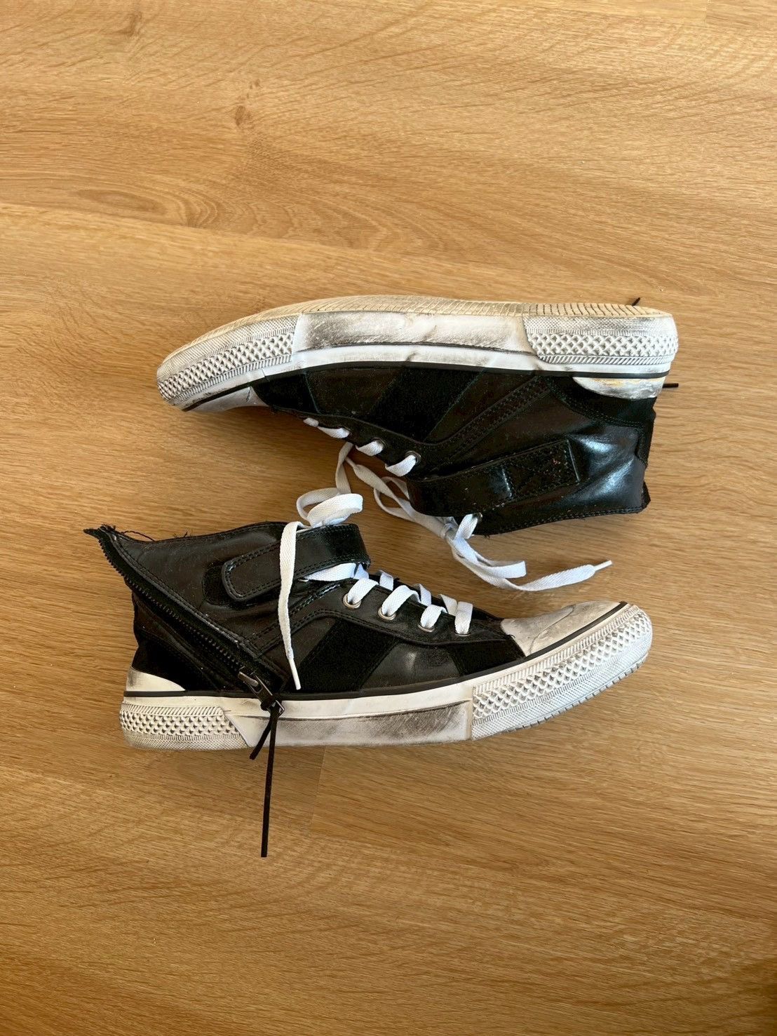 semanticdesign Semantic design Leather Low-Top Sneakers Zipper Distressed Size US 9.5 / EU 42-43 - 9 Thumbnail