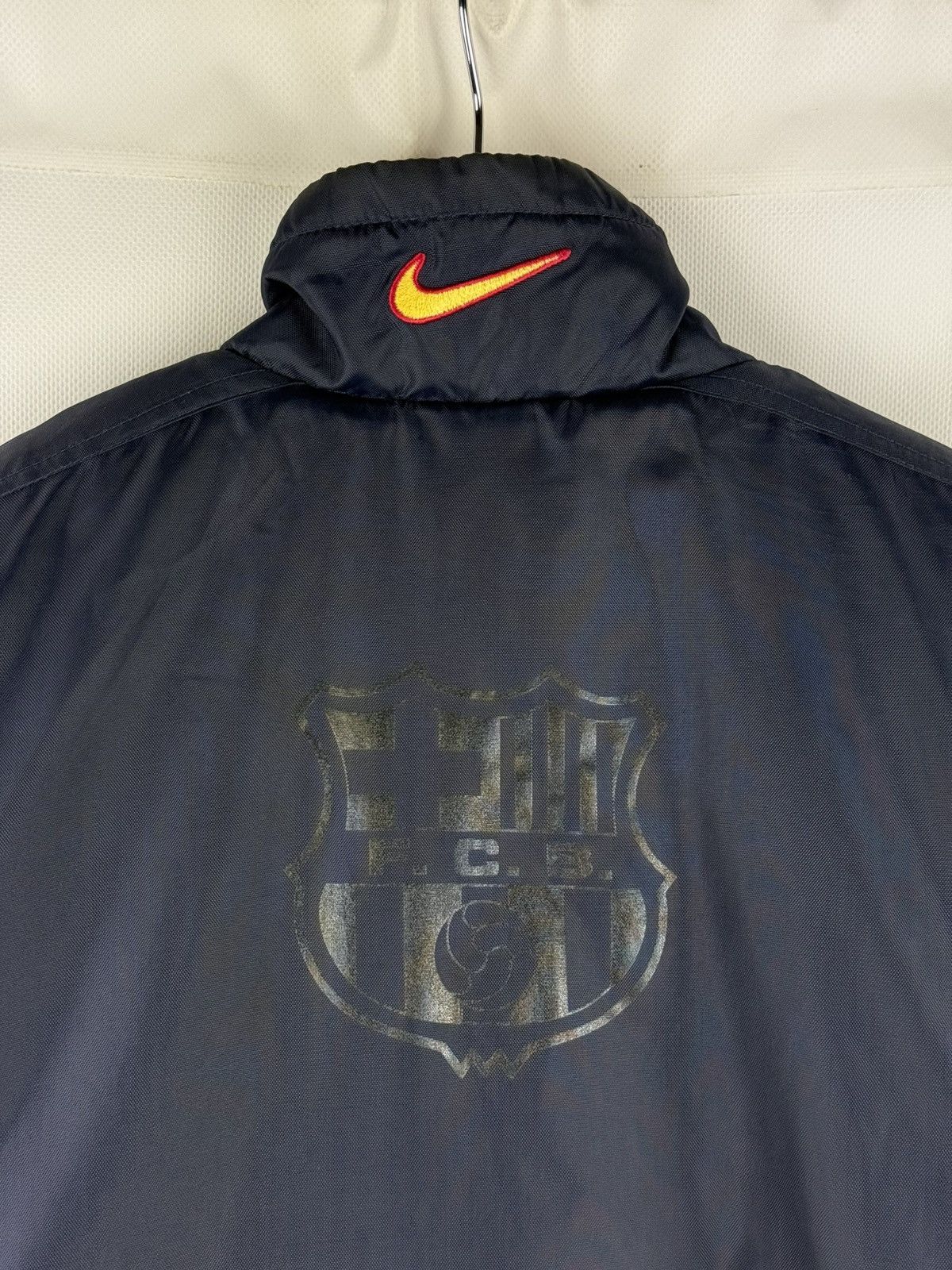 Nike Nike FC Barcelona Vintage Training Nylon Jacket Size US S / EU 44-46 / 1 - 25 Thumbnail