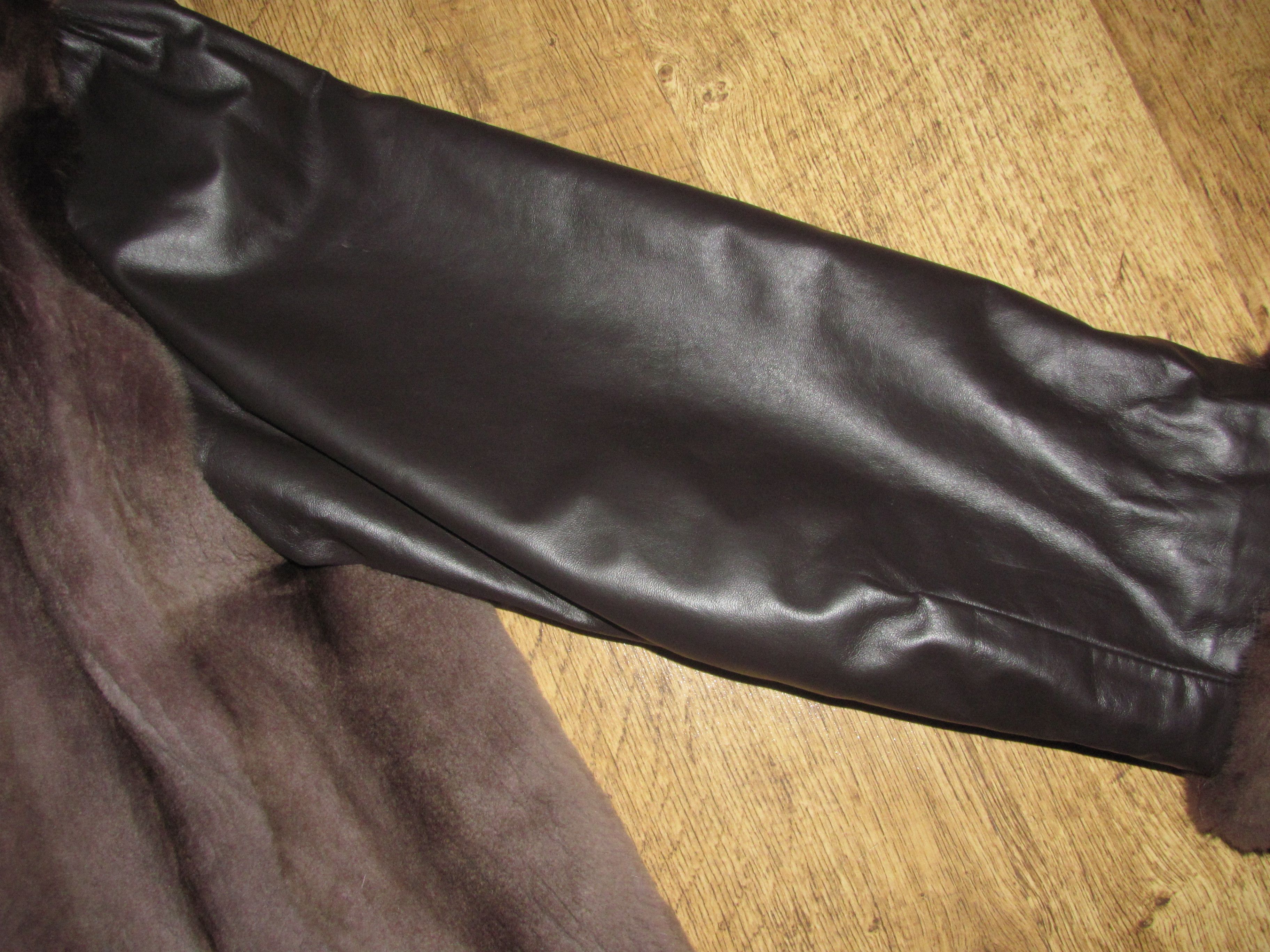 Vintage VINTAGE HOODED FUR COAT WITH LEATHER SLEEVES Size US M / EU 48-50 / 2 - 13 Thumbnail