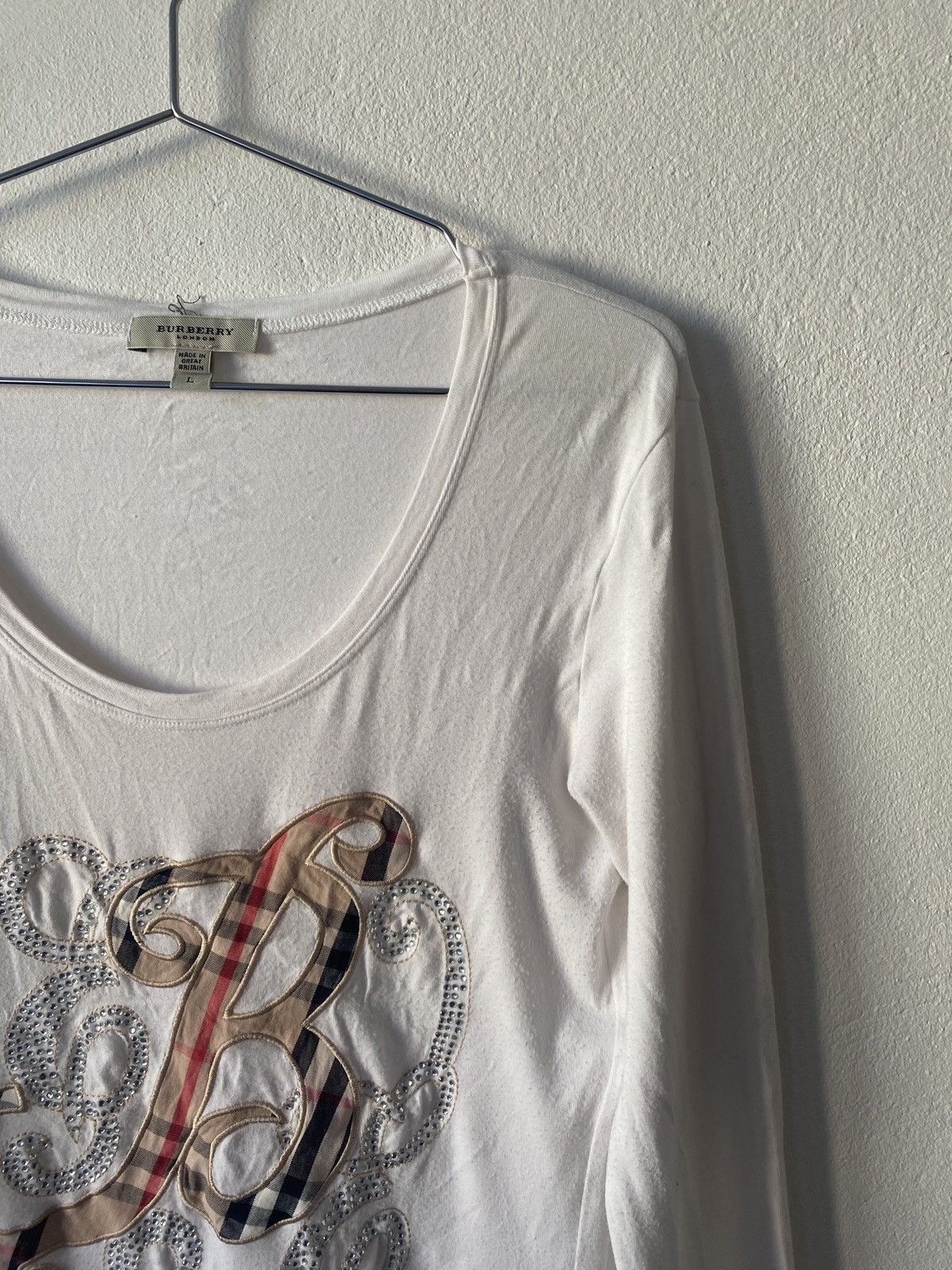 Burberry × Japanese Brand Woman’s Burberry V-Neck Big Logo Blouse Size L / US 10 / IT 46 - 6 Thumbnail