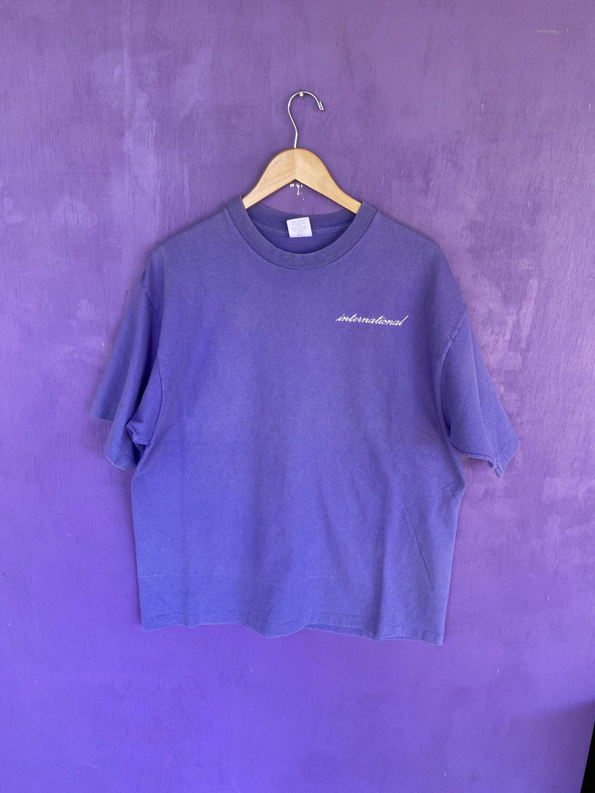 Nike Vintage 80s Nike international mullet logo tee Size US L / EU 52-54 / 3 - 1 Thumbnail