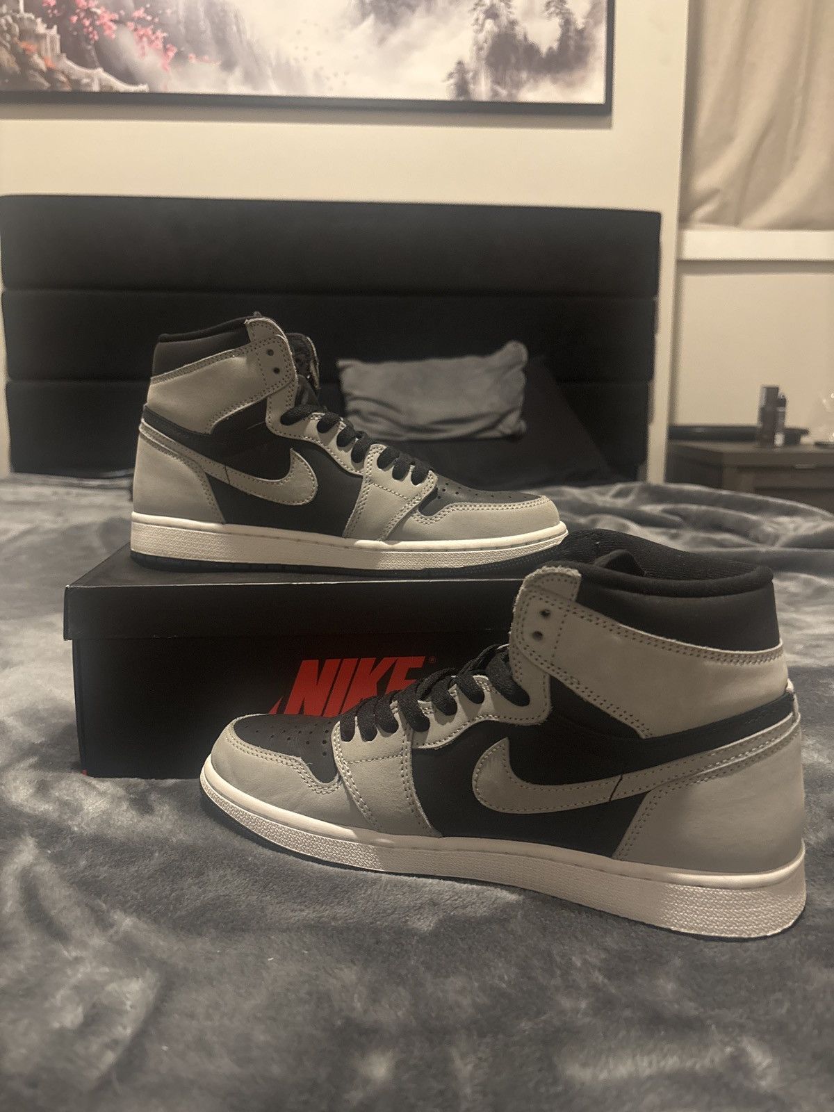 Jordan Brand Air Jordan 1 Retro High OG Shadow 2.0 Size 9 Size US 9 / EU 42 - 4 Thumbnail