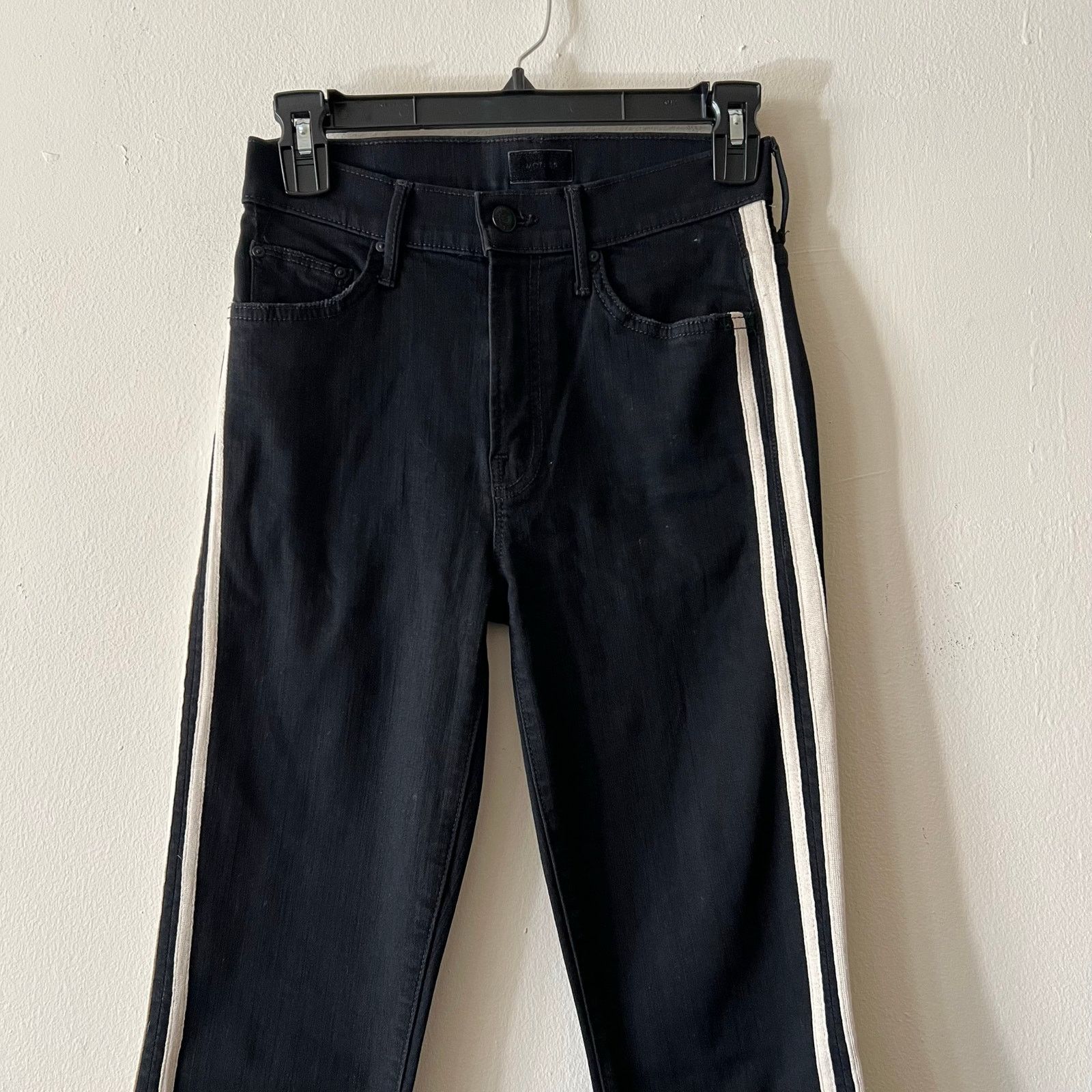 MOTHER Mother Insider Crop Step Fray jeans in Guilty Racer black Size 25" / US 0 / IT 36 - 7 Thumbnail