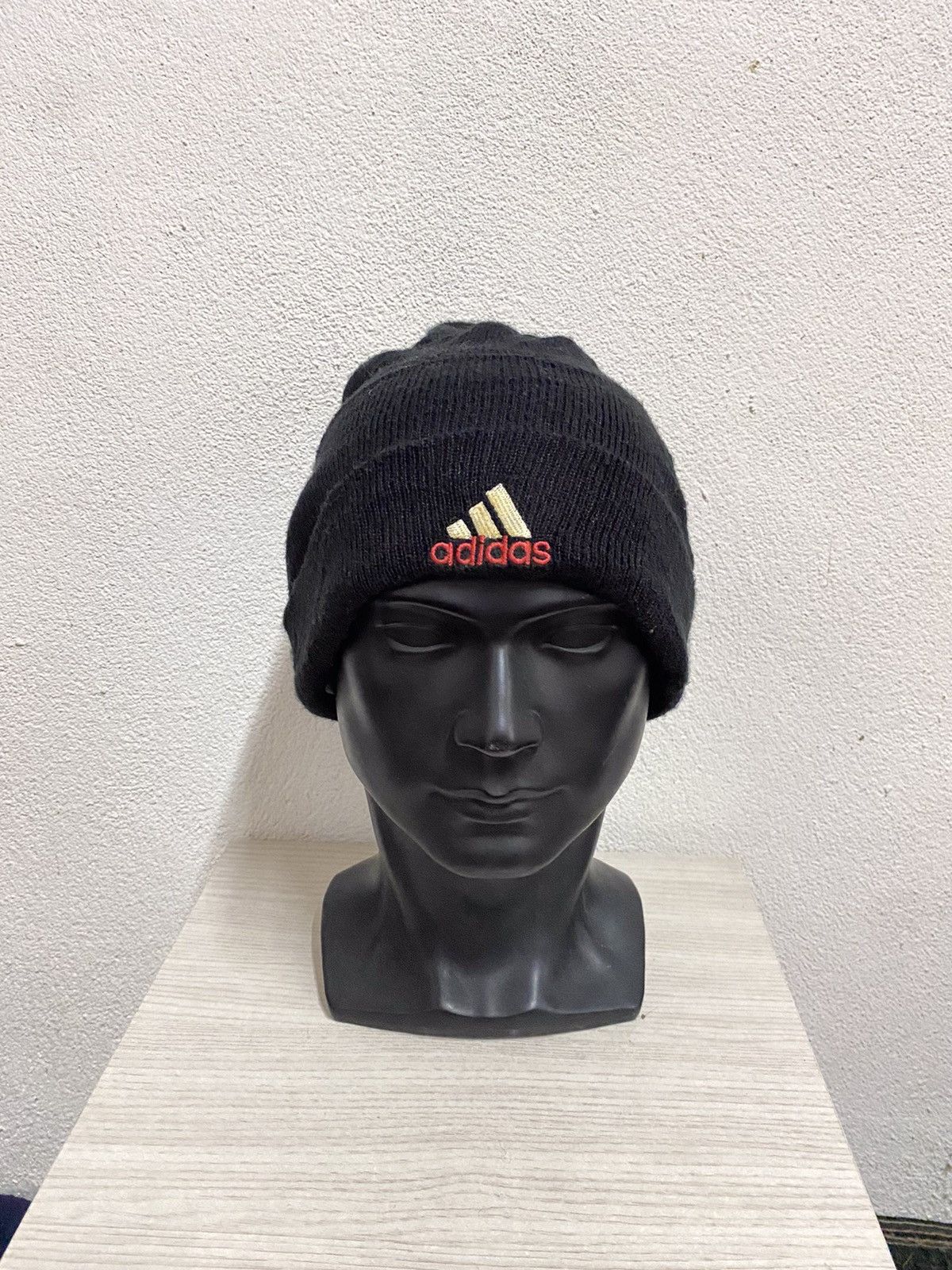 Adidas Adidas Small Logo Beanie Hat Size ONE SIZE - 2 Thumbnail