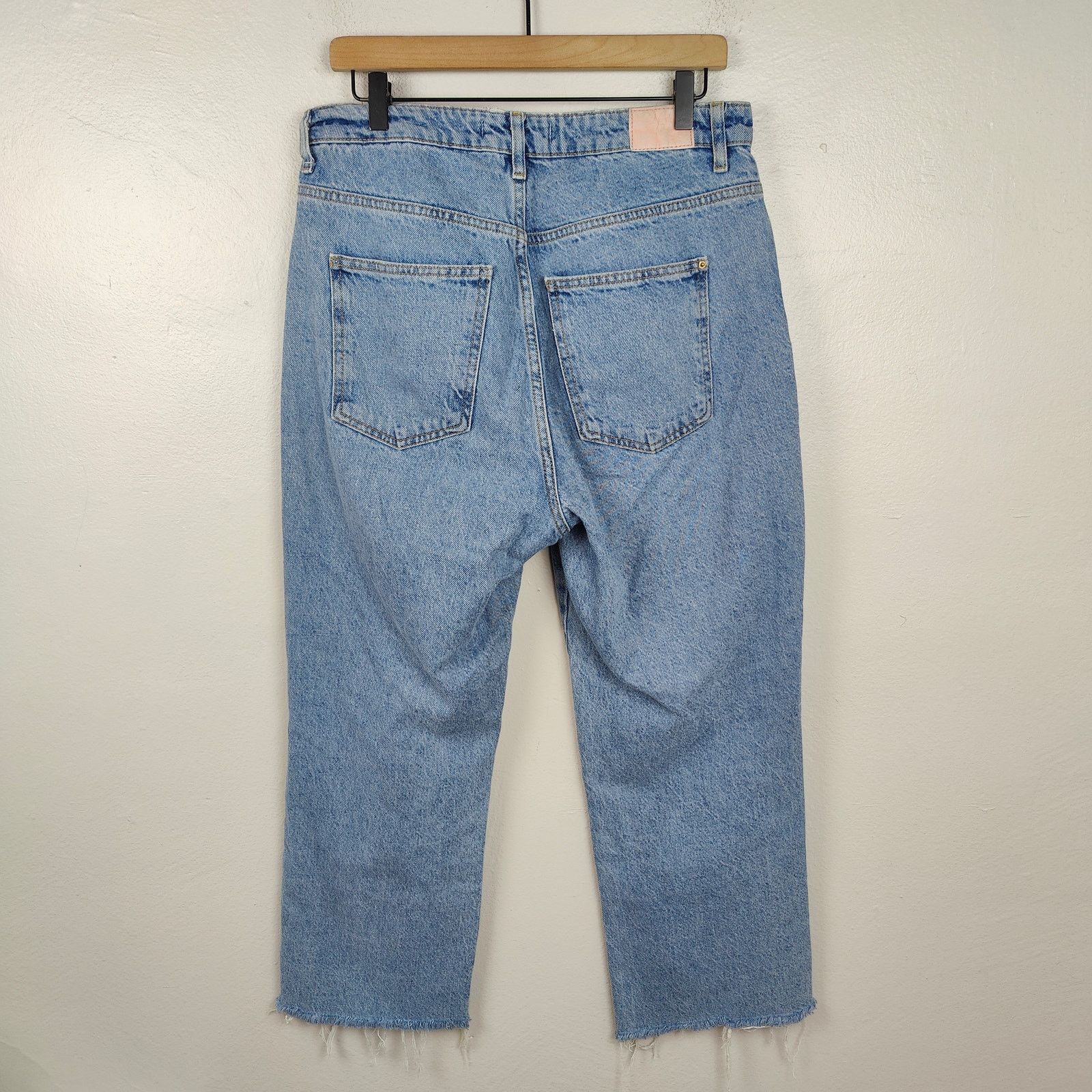 Zara Zara Straight Leg Jeans Womens 10 Raw Hem High Rise Size 32" / US 10 / IT 46 - 6 Thumbnail