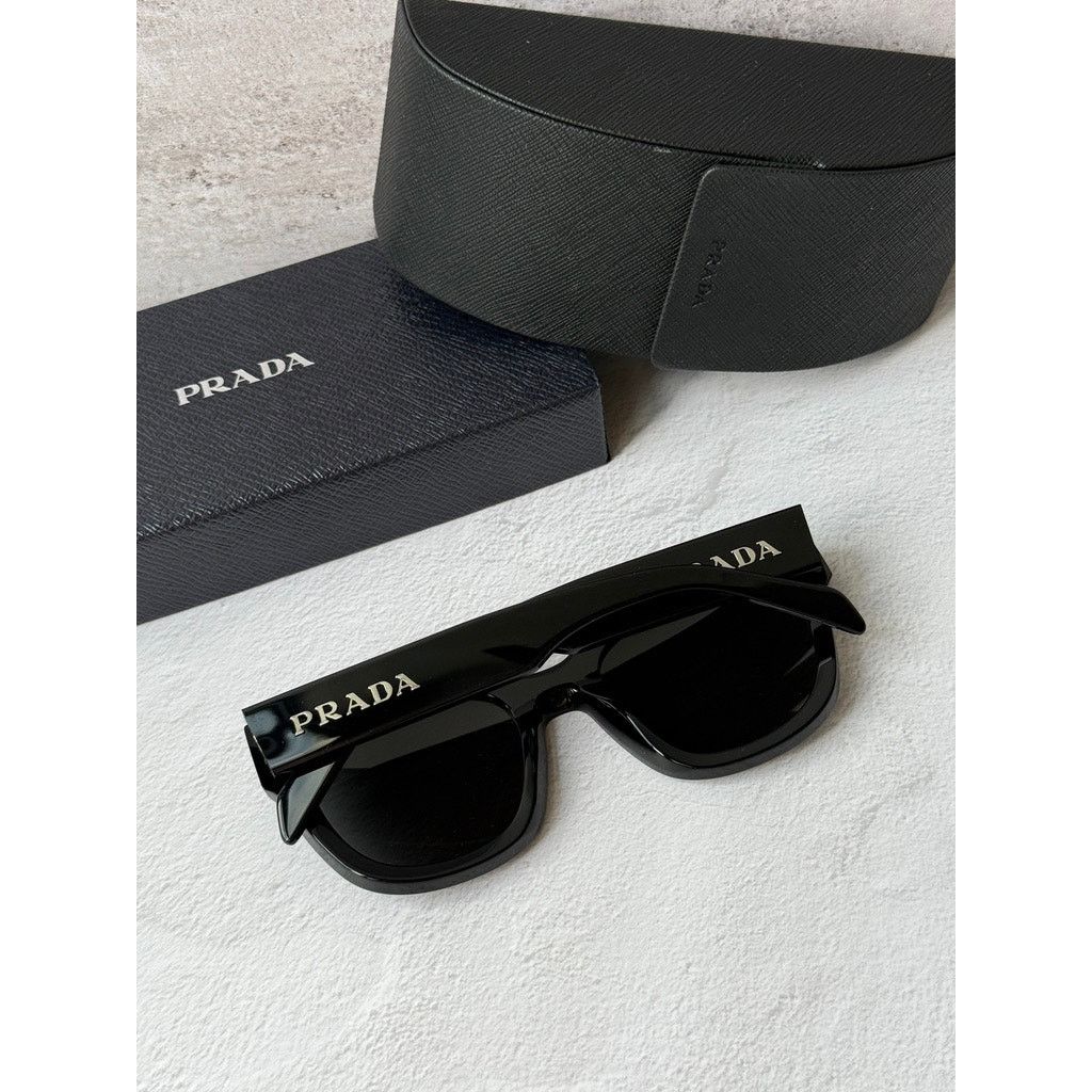 Prada NEW Prada PR C04S Butterfly Sunglasses in Black $578 Size ONE SIZE - 3 Thumbnail