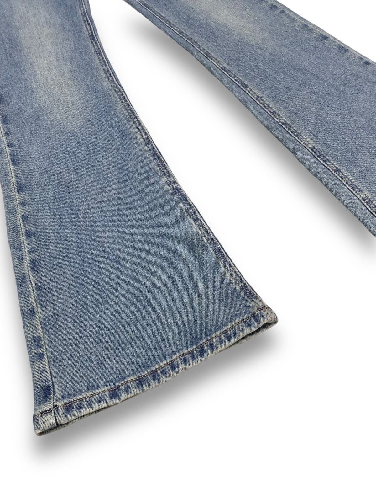 Japanese Brand Y2K Japanese Brand Urban Revivo Flared Jeans Women Size Size US 30 / EU 46 - 7 Thumbnail