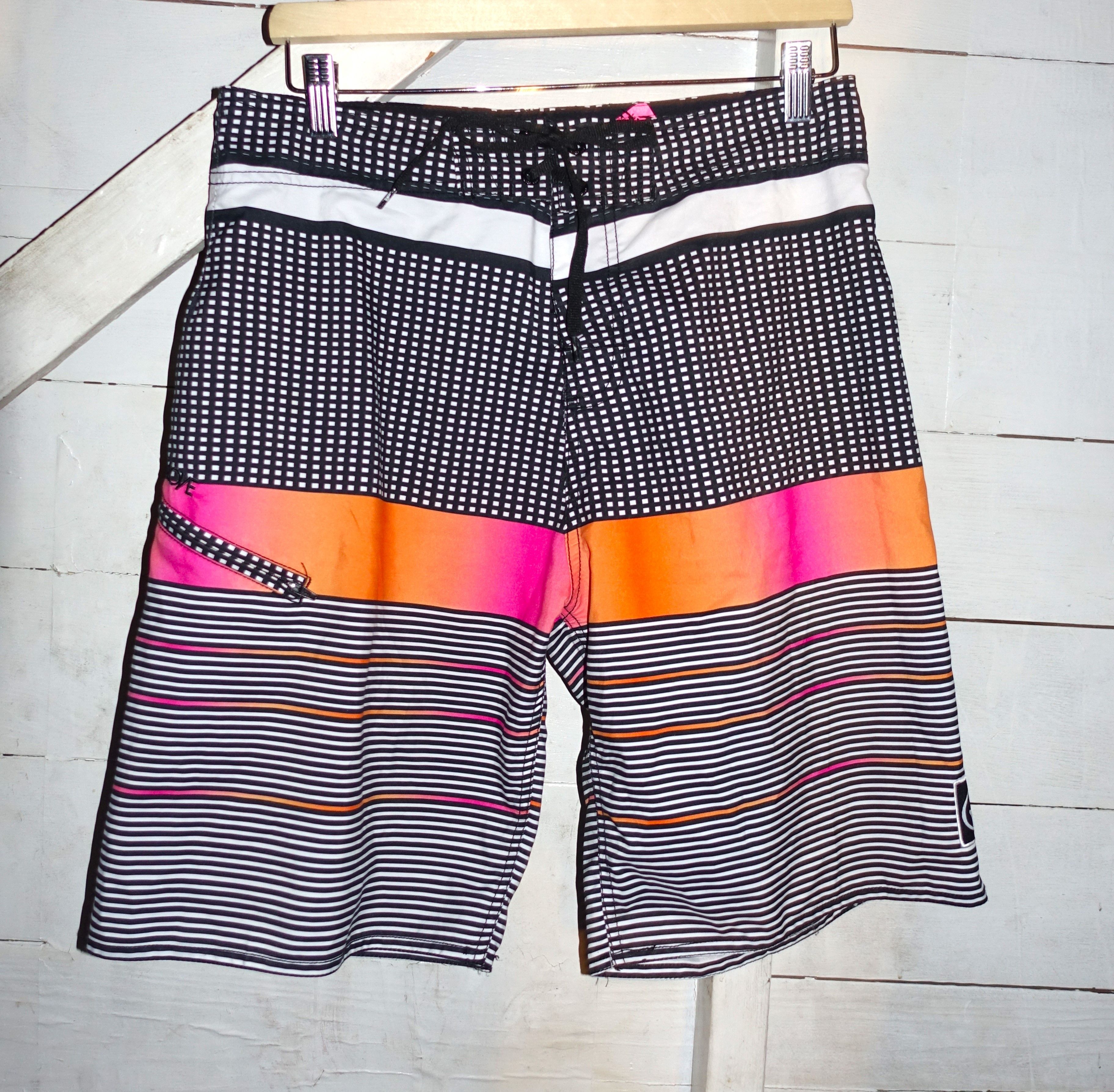 Body Glove Body Glove Black Orange Striped Boardshorts 30 Size US 30 / EU 46 - 1 Thumbnail