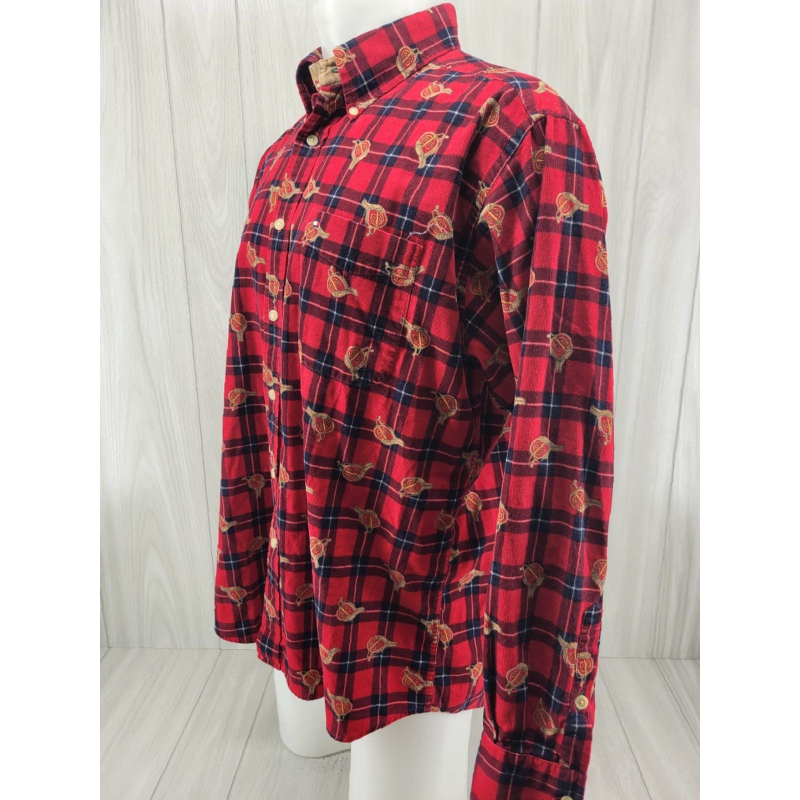 Tommy Hilfiger VINTAGE Tommy Hilfiger All Over Print Saddle Horse Long Sleeve Button-Up Mens Large Red Shirt Size US L / EU 52-54 / 3 - 2 Thumbnail