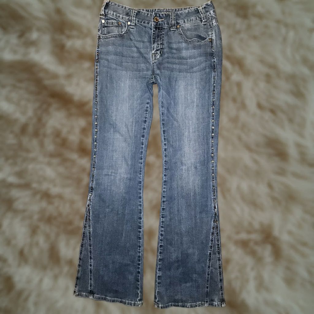 Vintage VINTAGE Rock & Roll Cowgirl Jeans Mid Rise Flare 30x36 Blue Distressed Embroidered Logo Pockets Womens Size 26" / US 2 / IT 38 - 1 Thumbnail