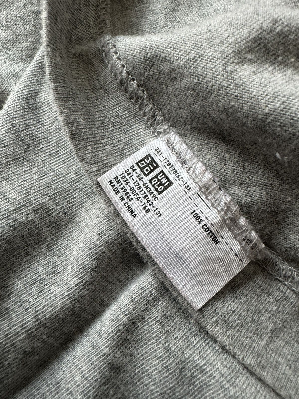 Kaws × Uniqlo Kaws Uniqlo Limited Edition Graphic XX grey Tee Rare! Size US XL / EU 56 / 4 - 6 Thumbnail