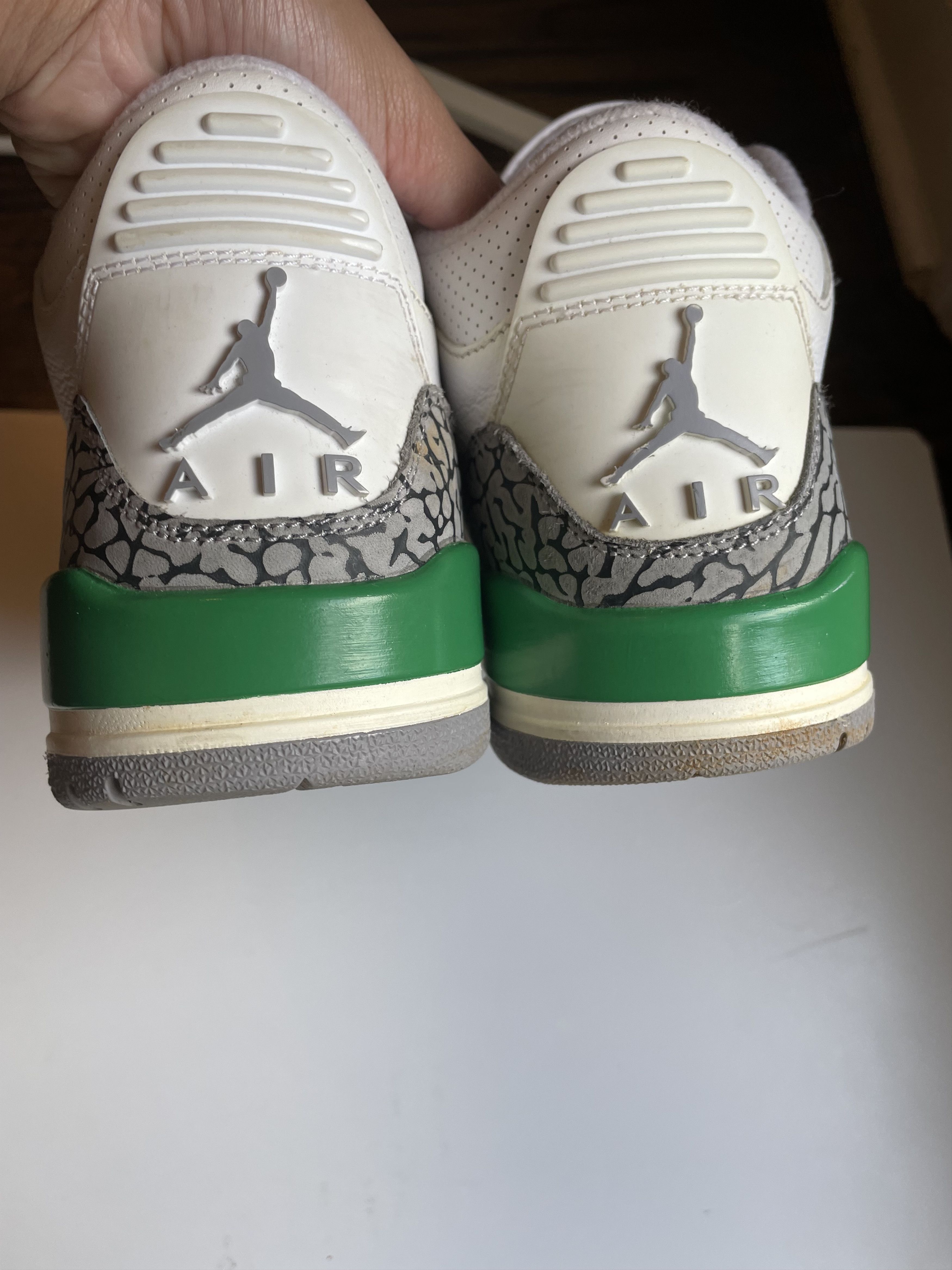 Jordan Brand Jordan 3 Lucky Green Size US 10 / IT 40 - 2 Thumbnail
