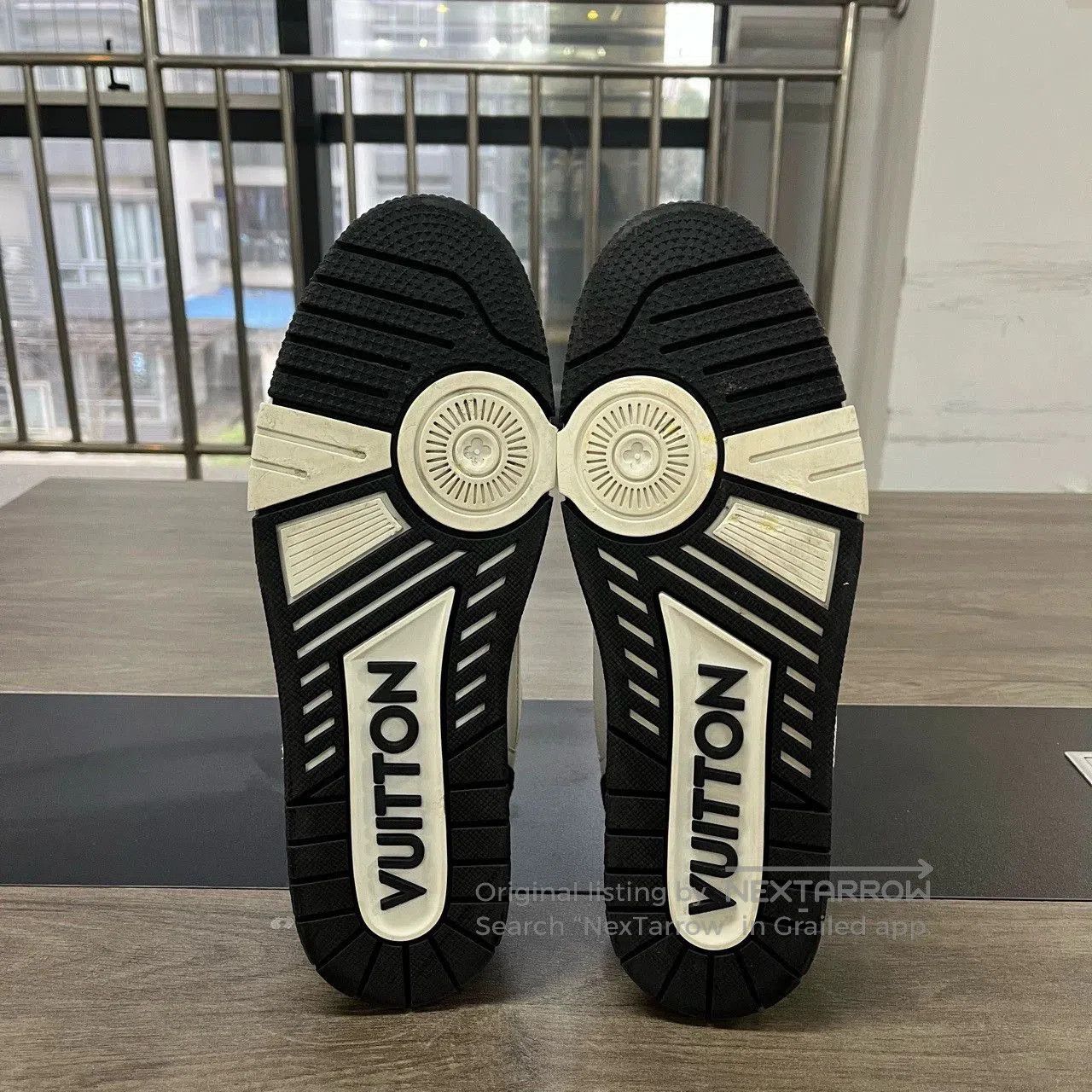 Louis Vuitton LV Trainer Black White Velcro Size 44. Size US 10.5 / EU 43-44 - 6 Thumbnail