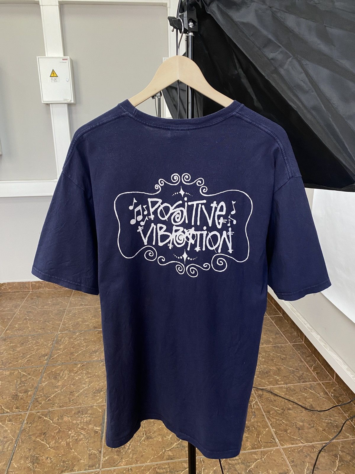 Stussy × Vintage 🇺🇸 Vintage Stussy Positive Vibration t-shirt rare retro Size US XL / EU 56 / 4 - 1 Thumbnail