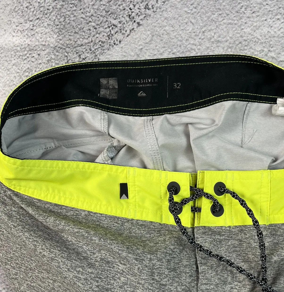 Quiksilver Quiksilver beach streetwear shorts Size US 32 / EU 48 - 7 Thumbnail