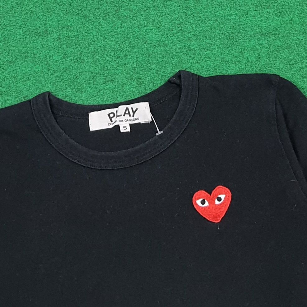 Comme des Garcons PLAY Vintage Comme Des Garcons PLAY Japan Long Sleeve C301N74 Size US XS / EU 42 / 0 - 2 Thumbnail