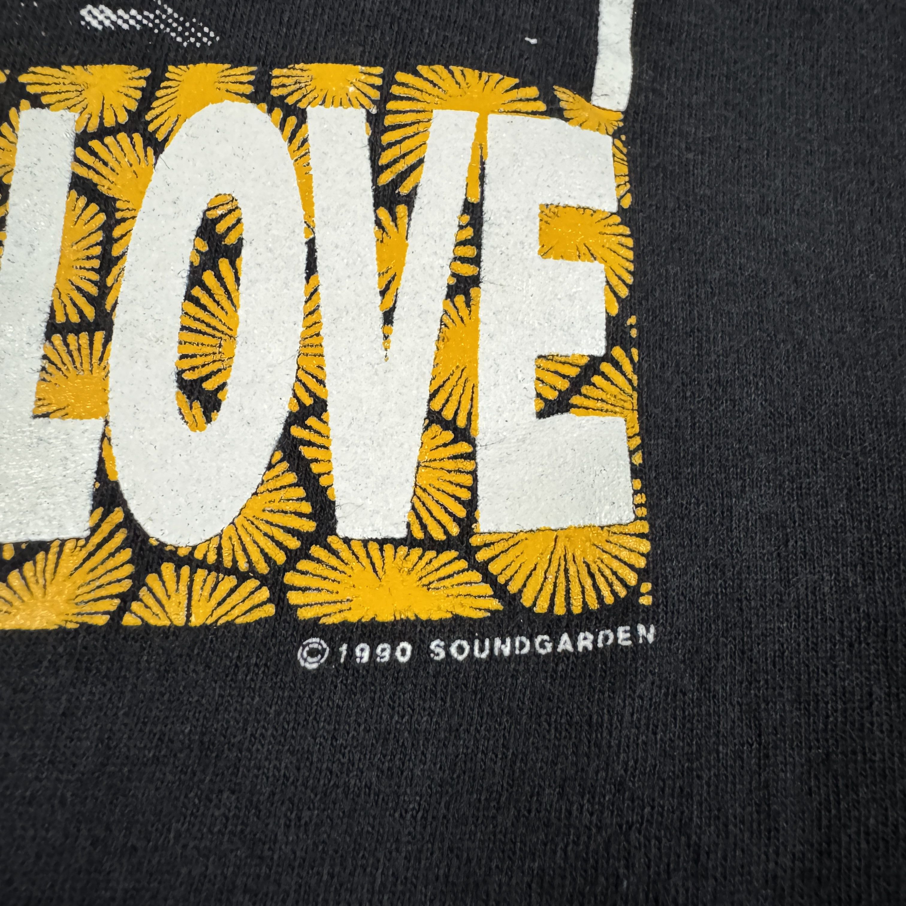 Band Tees Rare Vintage 80s Soundgarden Louder Than Love Shirt Size US XL / EU 56 / 4 - 7 Thumbnail