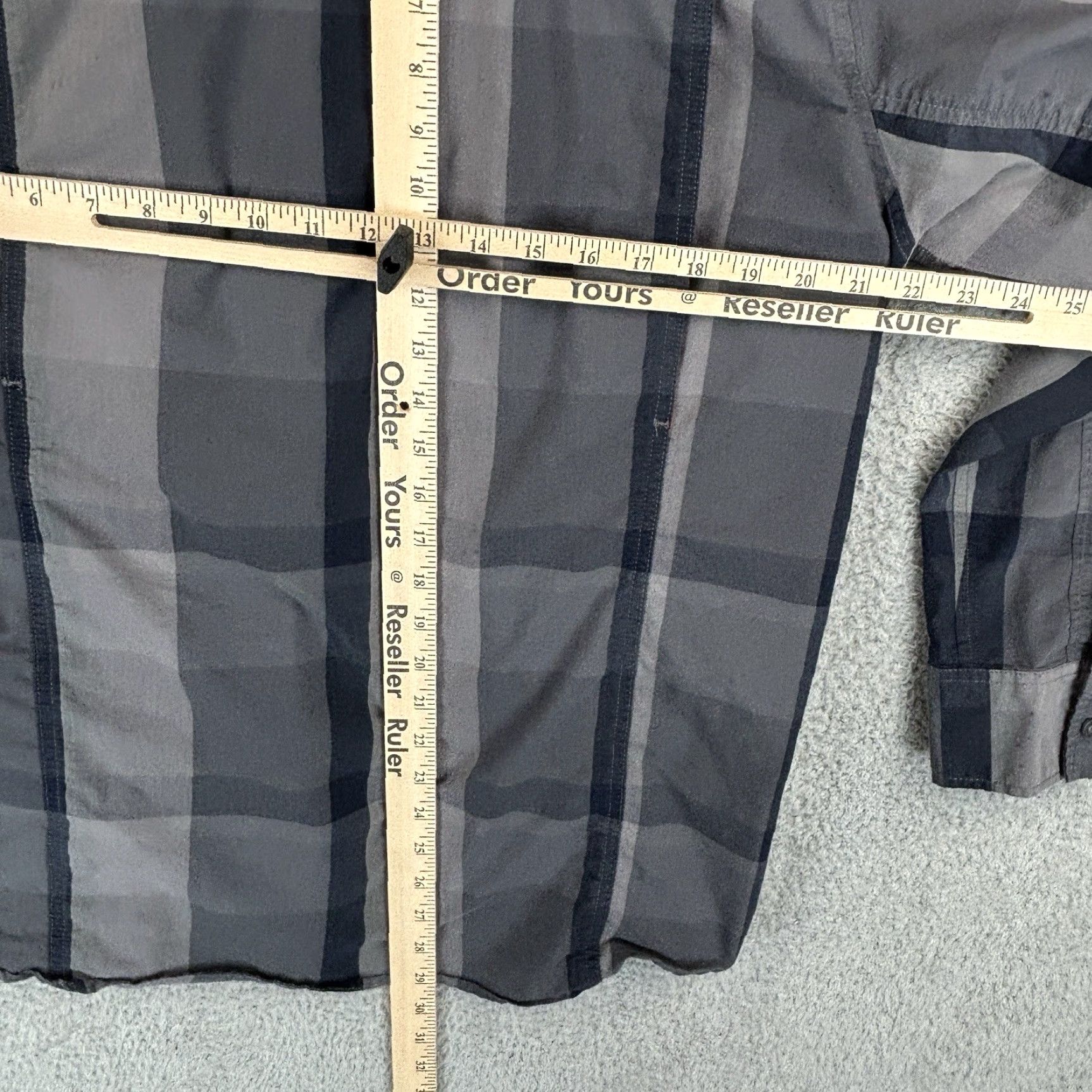 Vintage Red Bull Energy Drink Shirt Mens Large Gray Plaid Button Down Long Sleeve Size US L / EU 52-54 / 3 - 7 Thumbnail