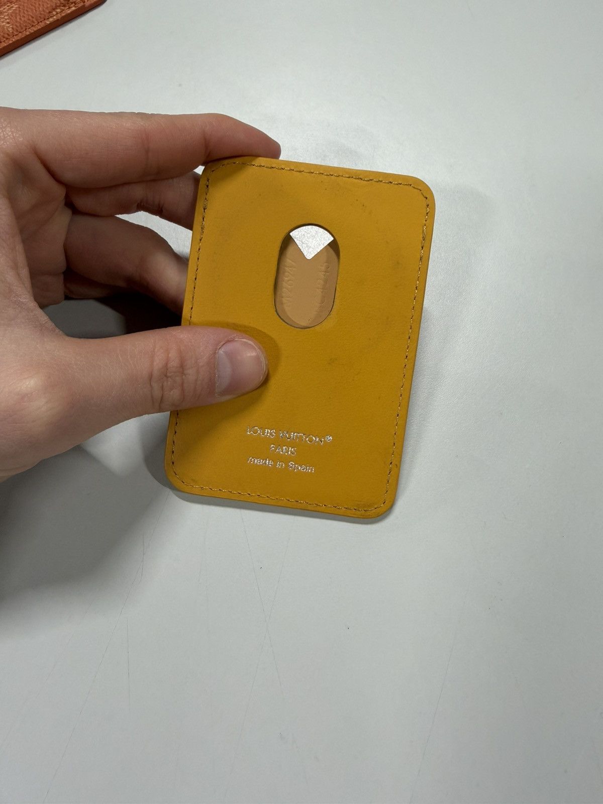 Louis Vuitton Louis Vuitton Magnet Phone Card Holder NEW 550$ Size ONE SIZE - 5 Thumbnail