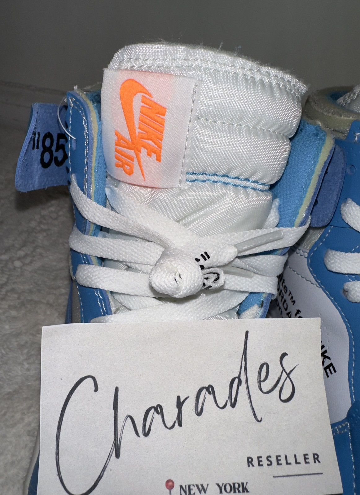 Jordan Brand × Nike × Off-White Jordan 1 Retro High Off-White University Blue Size US 9.5 / EU 42-43 - 5 Thumbnail