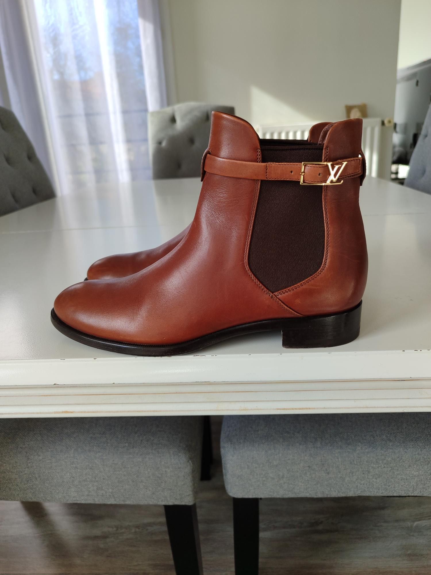 Louis Vuitton BOTTINES LOUIS VUITTON LOYALTY Size US 6.5 / IT 36.5 - 1 Thumbnail