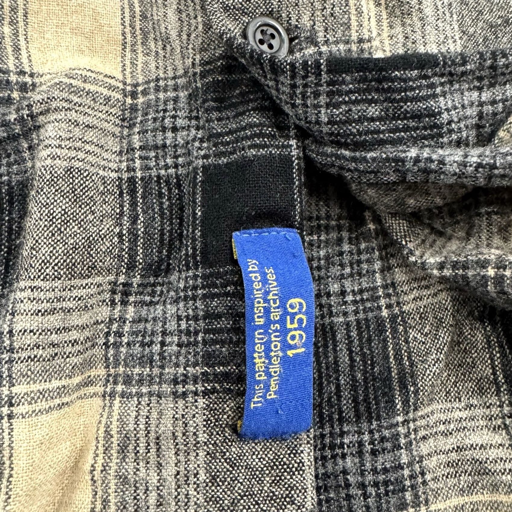 Pendleton Pendleton Board Shirt Men M Grey Loop Collar Pocket Vintage 1959 Vintage Plaid Wool Flannel Button-Up Size US M / EU 48-50 / 2 - 6 Thumbnail