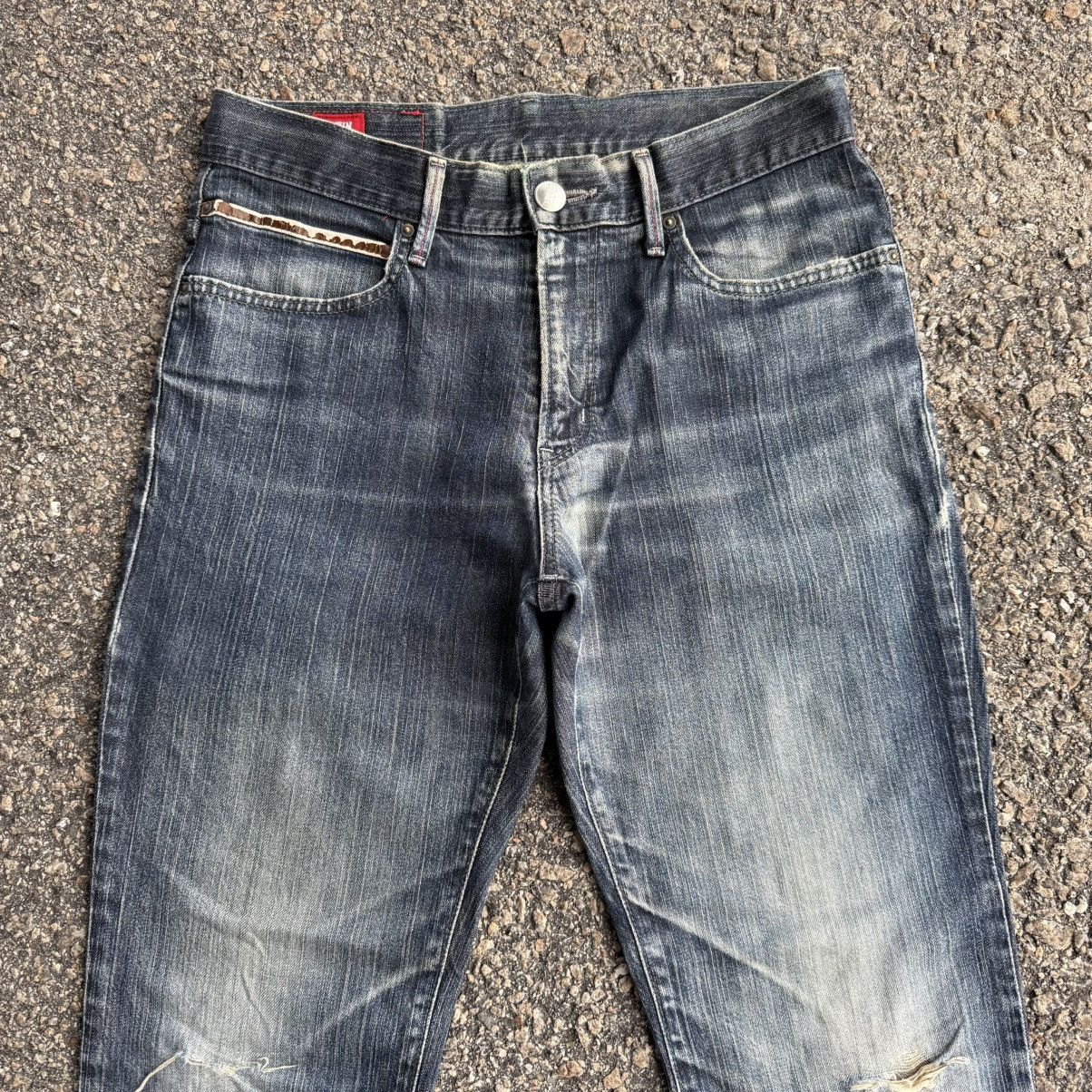 Edwin VINTAGE EDWIN BLUE TRIP FADED RIPPEP JEAN DENIM PANTS Size US 32 / EU 48 - 3 Thumbnail