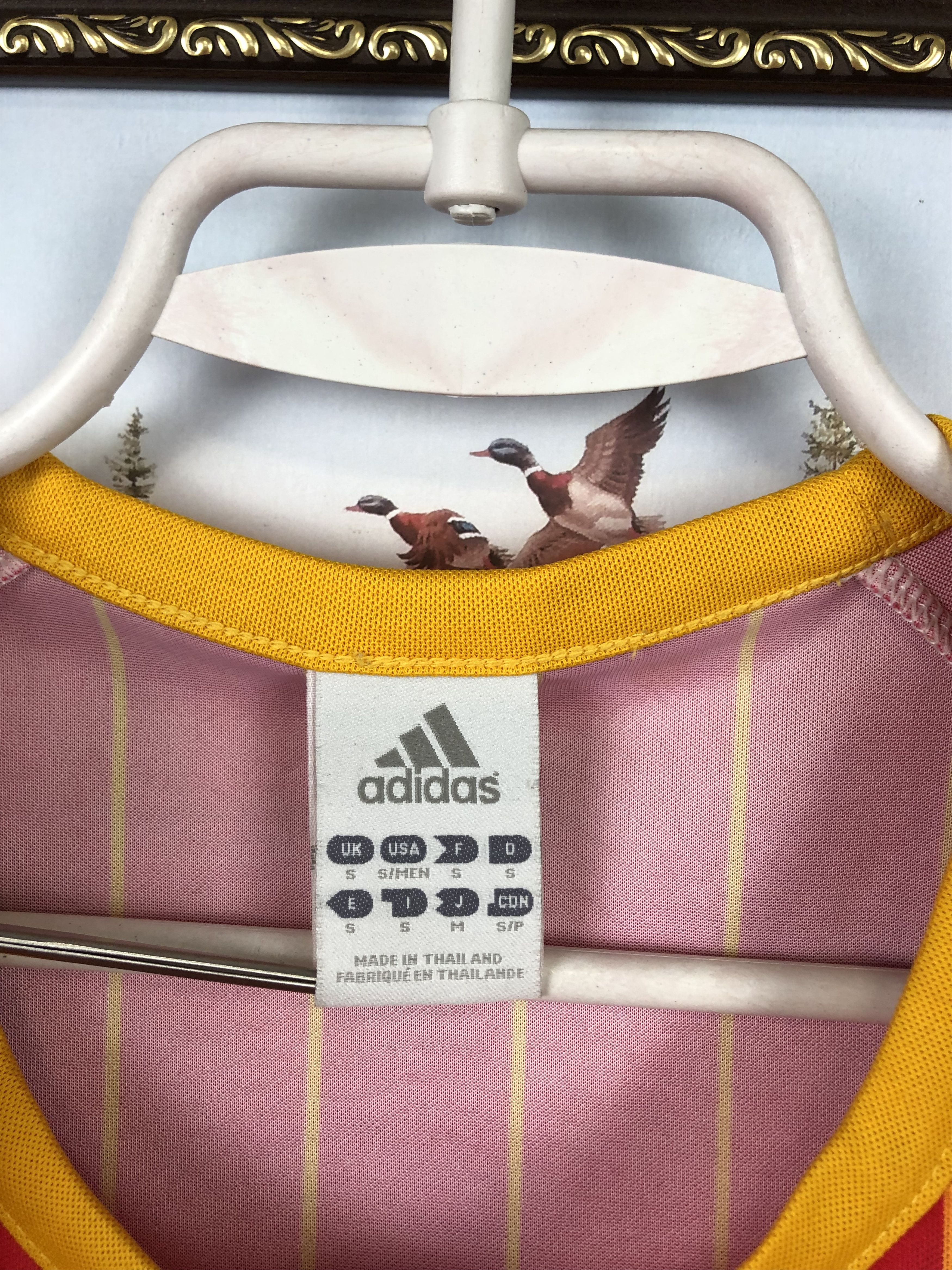 Adidas Spain Home football shirt 2005 Soccer Adidas Jersey Rare Size US S / EU 44-46 / 1 - 7 Thumbnail