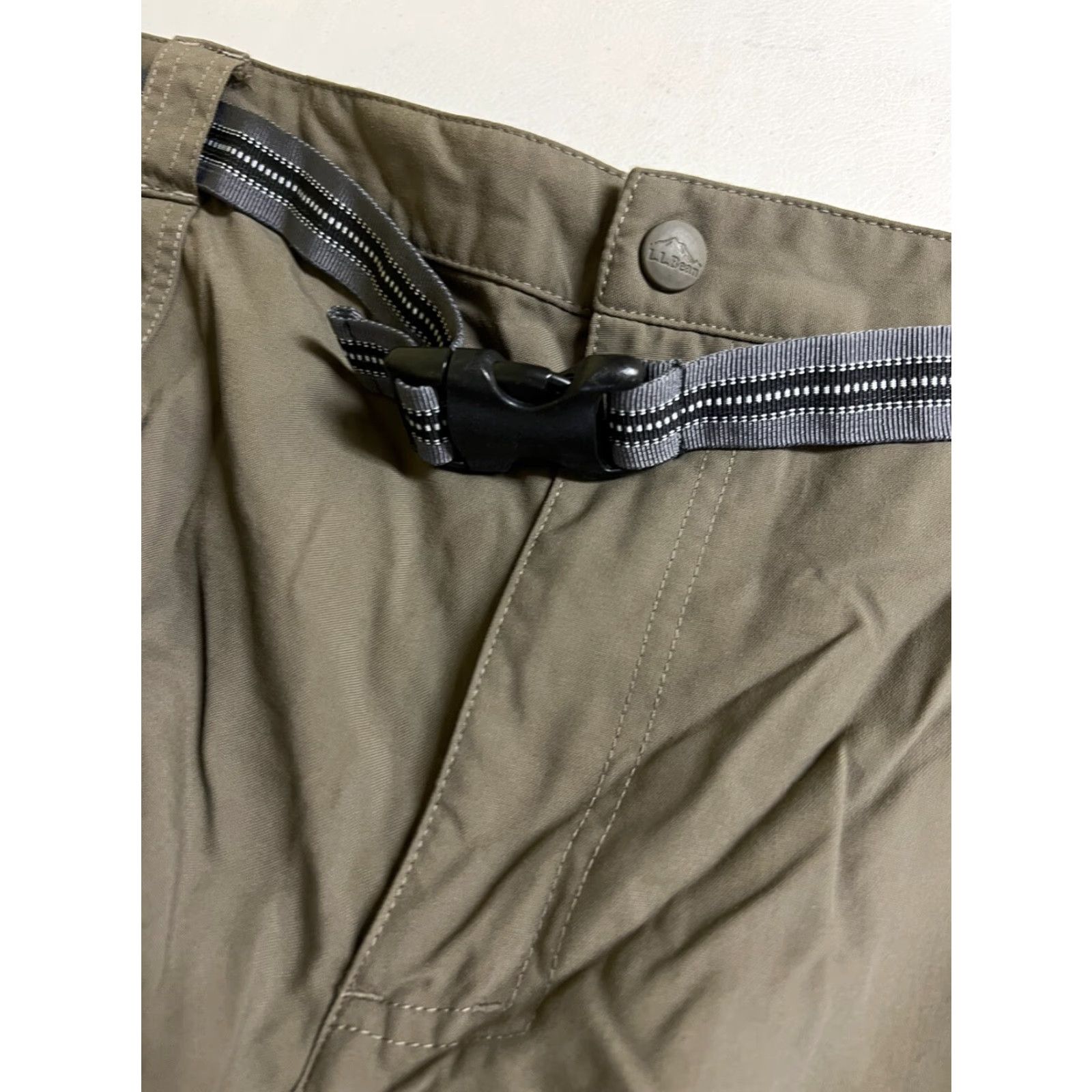 Vintage LL Bean Men Nylon Cargo Outdoor Hiking Fishing Shorts Belting Brown/Green 42 Regular Belted Cargo Pocket Pockets Outdoor Mens Shirt? Size US 42 / EU 58 - 4 Thumbnail