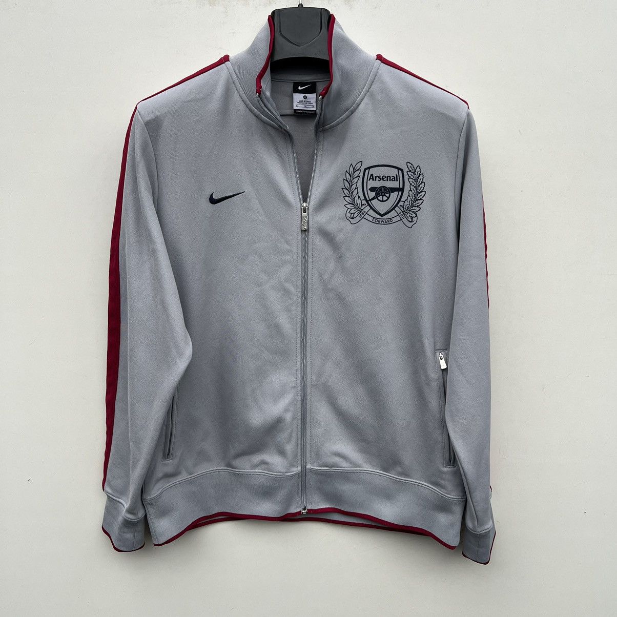 Nike × Vintage ARSENAL LONDON 2012 2013 FOOTBAL SOCCER JACKET NIKE Size US XL / EU 56 / 4 - 1 Thumbnail