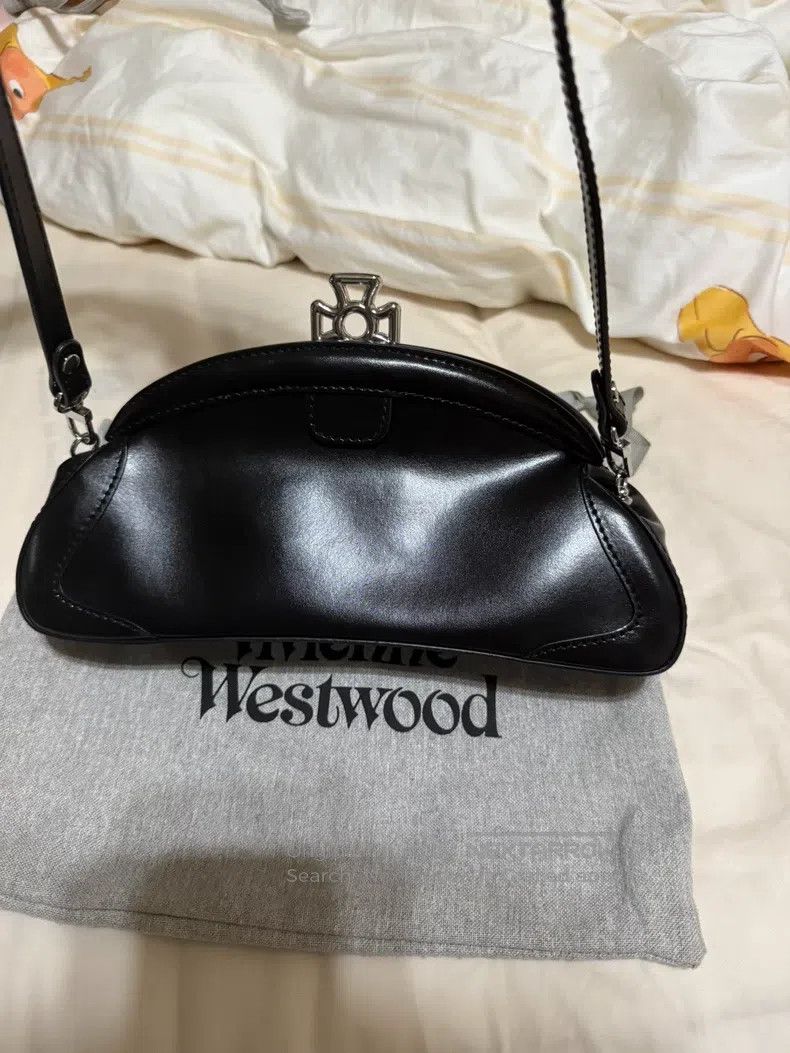 Vivienne Westwood Vivienne Westwood size os Saturn Underarm Bag, Black Classi Size ONE SIZE - 4 Thumbnail