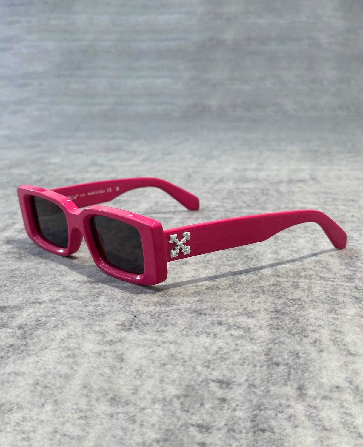 Off-White OFF WHITE ARTHUR PINK SUNGLASSES Size ONE SIZE - 1 Thumbnail