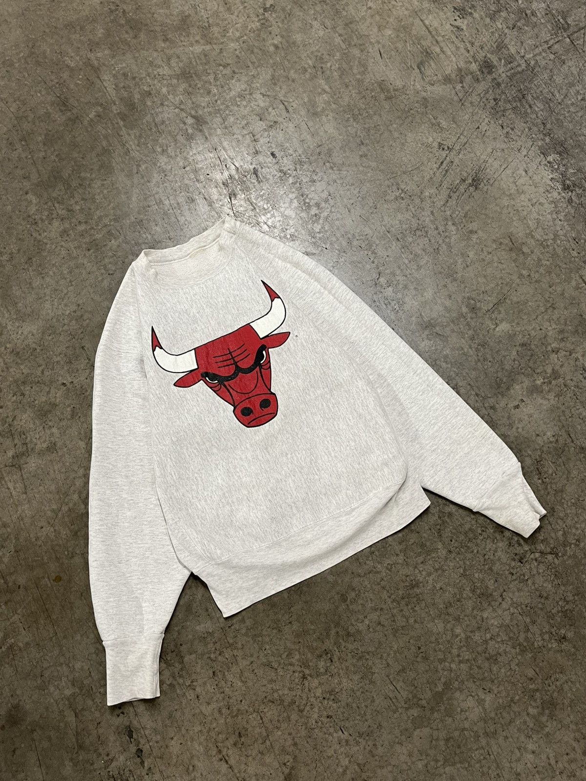 Vintage Chicago bulls vintage 90s heavy weight boxy fit crewneck Size US XL / EU 56 / 4 - 2 Thumbnail