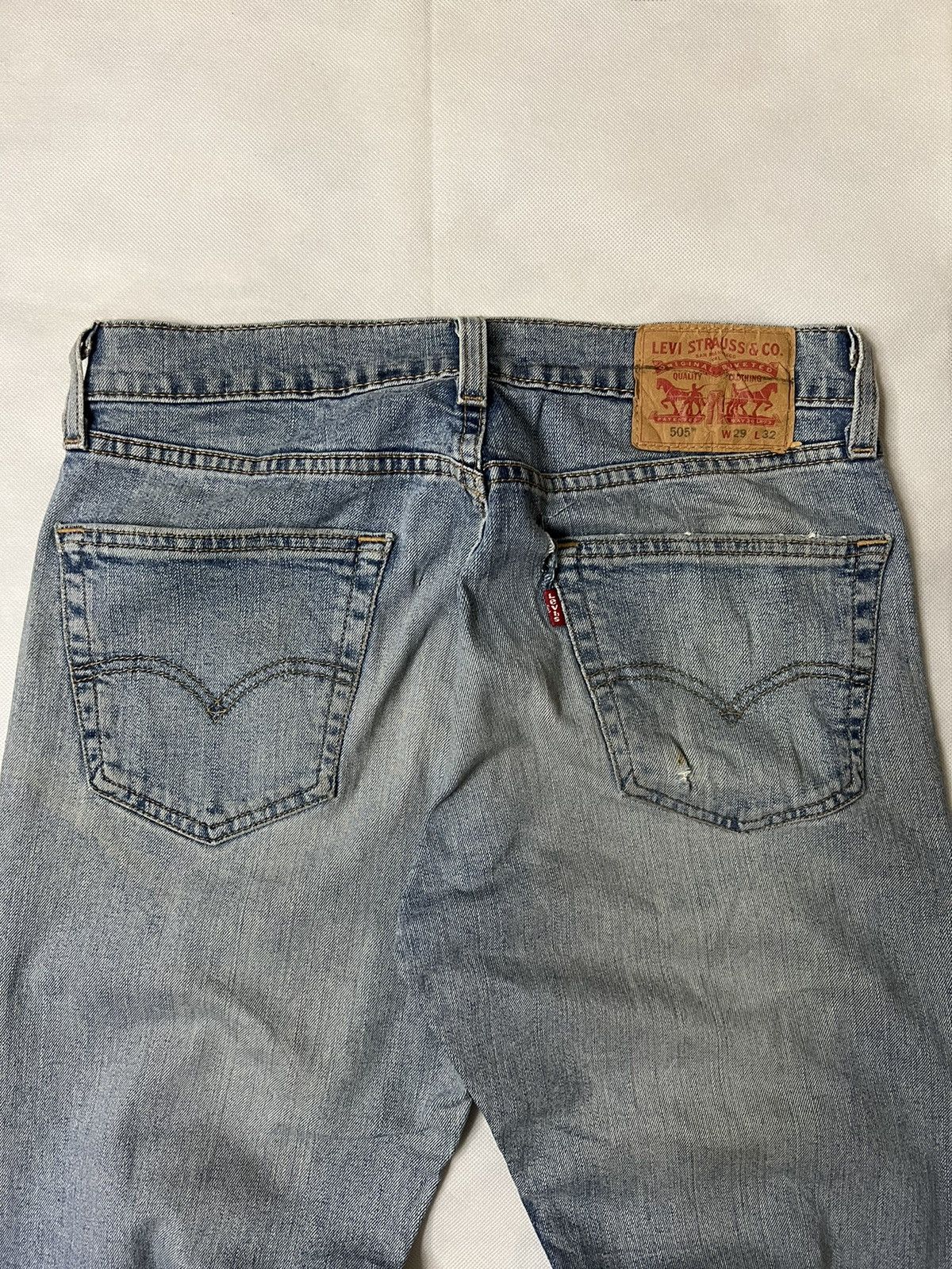 Levi's Vintage Levis 505 Blue Wash Distressed Denim Size US 30 / EU 46 - 9 Thumbnail